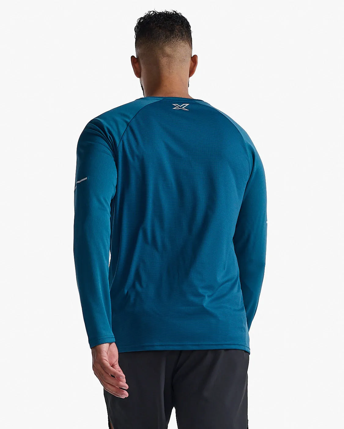 Aero Long Sleeve sold by 2xu product image thumbnail 3