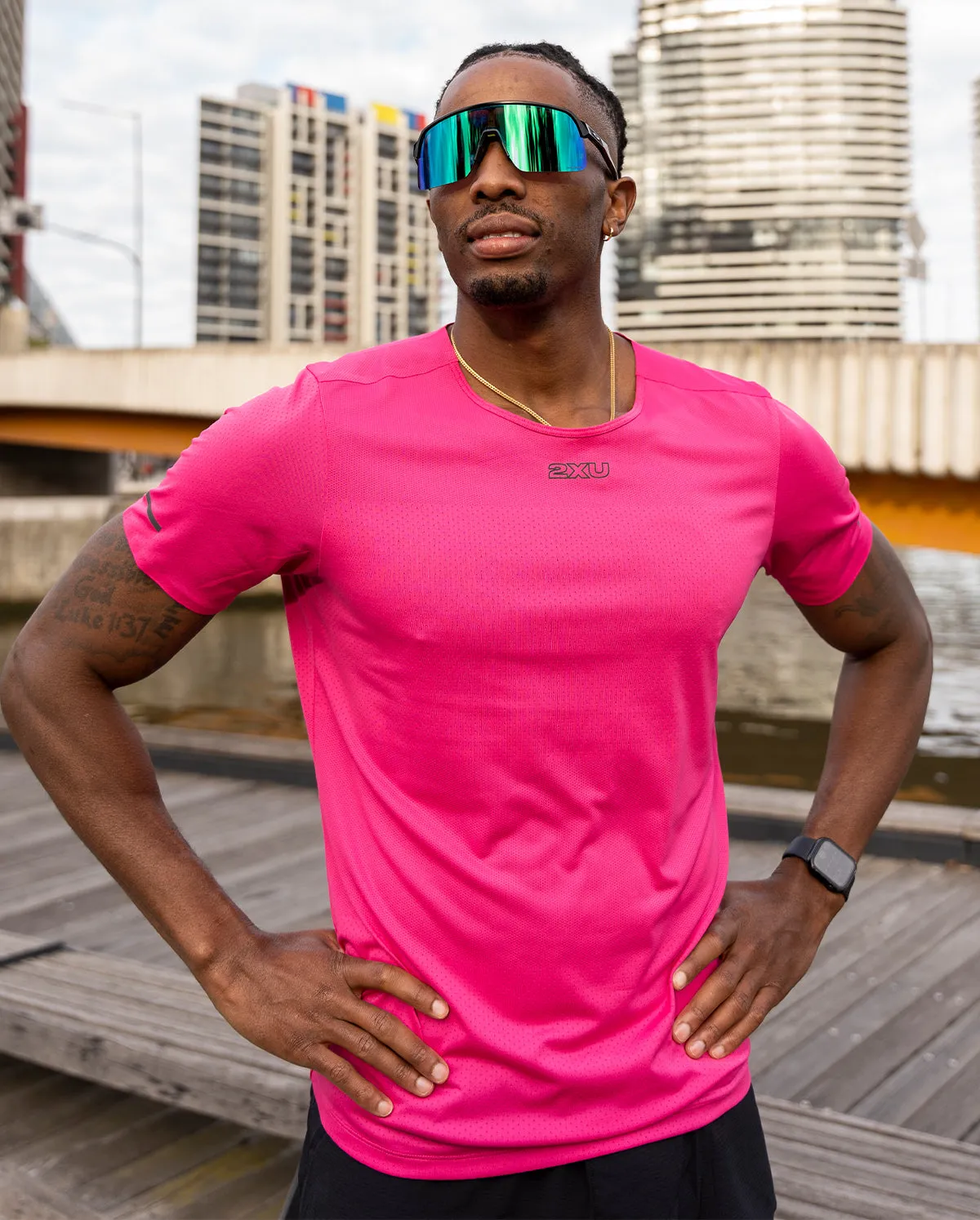 Light Speed Tech Tee sold by 2xu product image thumbnail 2