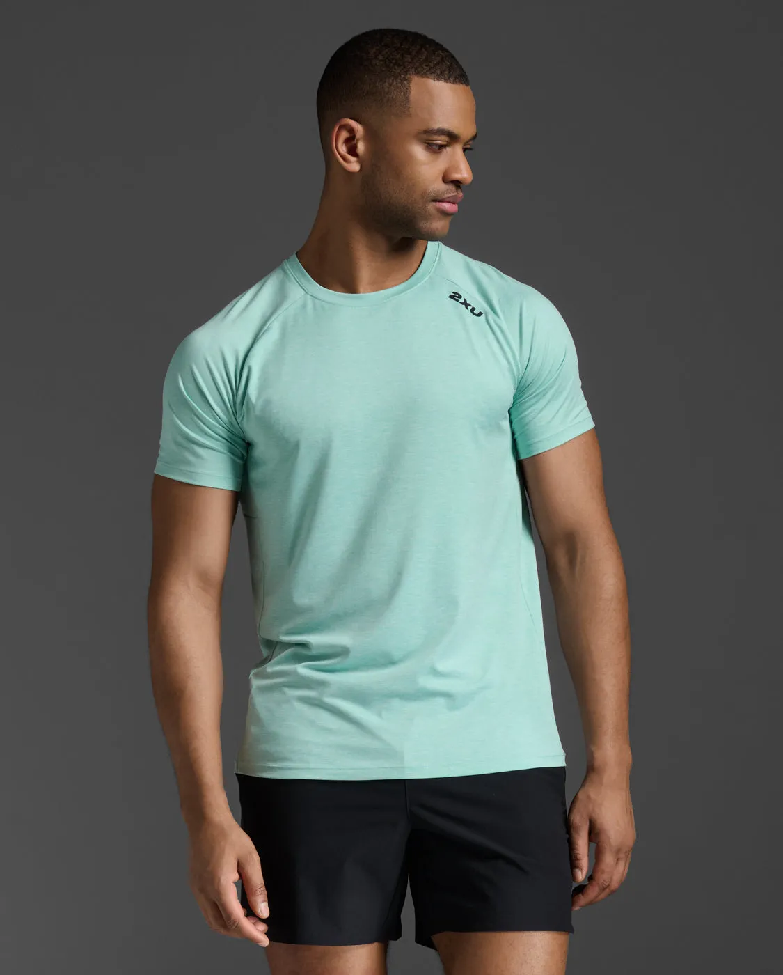 Motion Tee sold by 2xu product image thumbnail 2