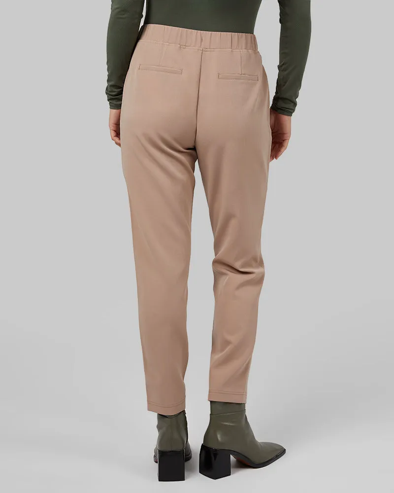 WOMEN'S SOFT STRETCH PANT sold by 32 Degrees product image thumbnail 3
