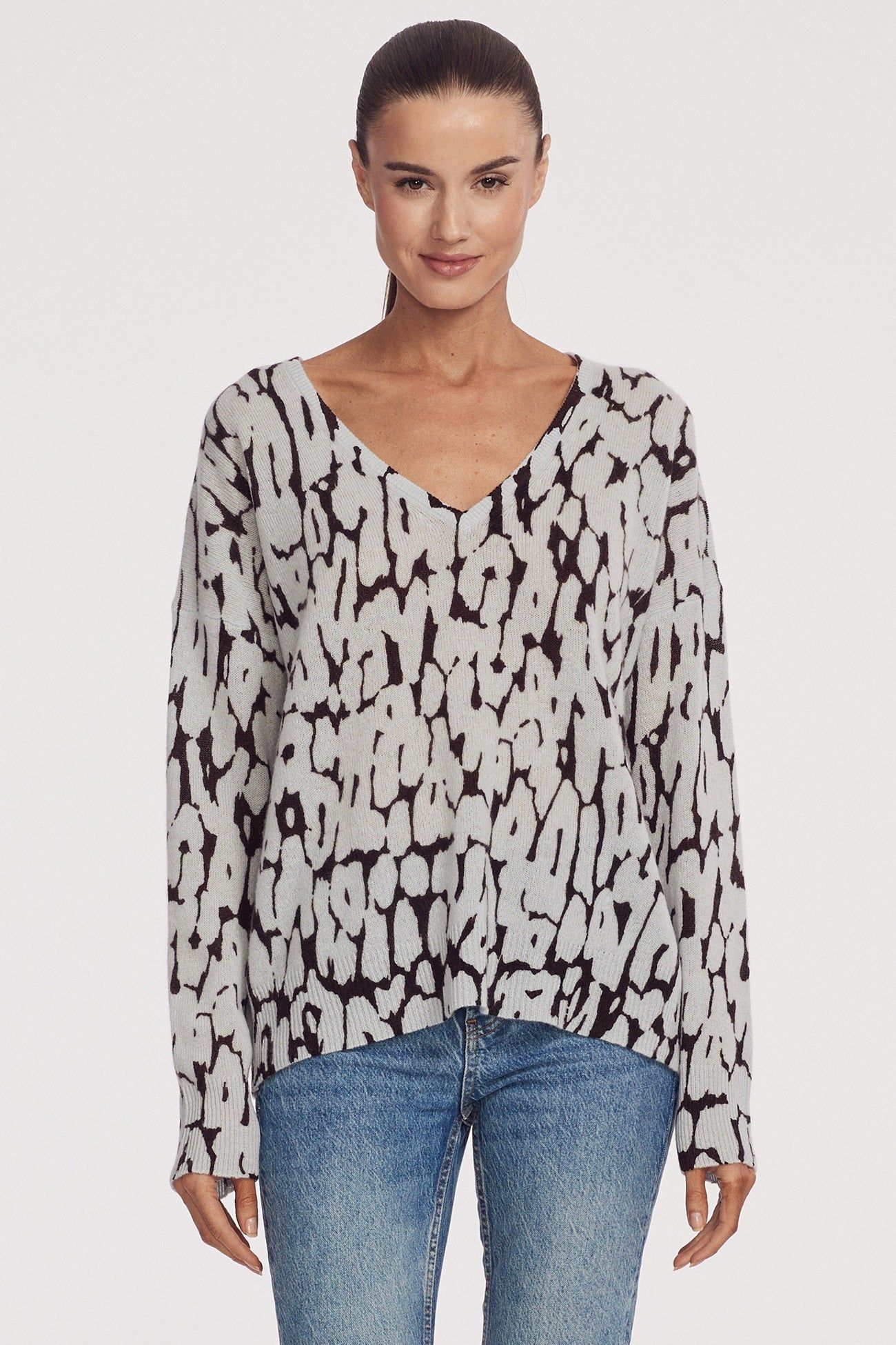 ELYZA PRINTED V-NECK sold by 360 Cashmere