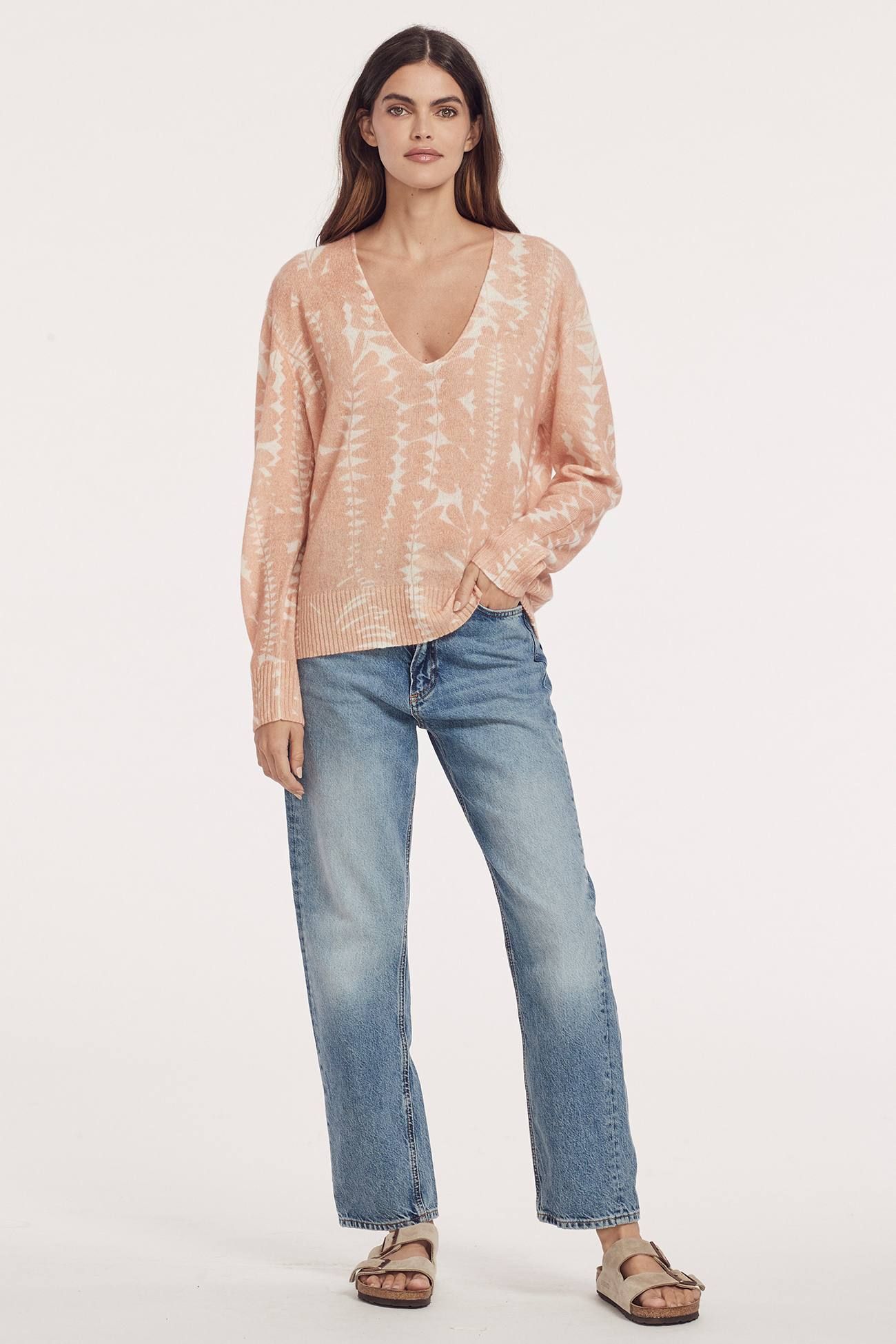 POPPEY PRINTED V-NECK sold by 360 Cashmere product image thumbnail 8