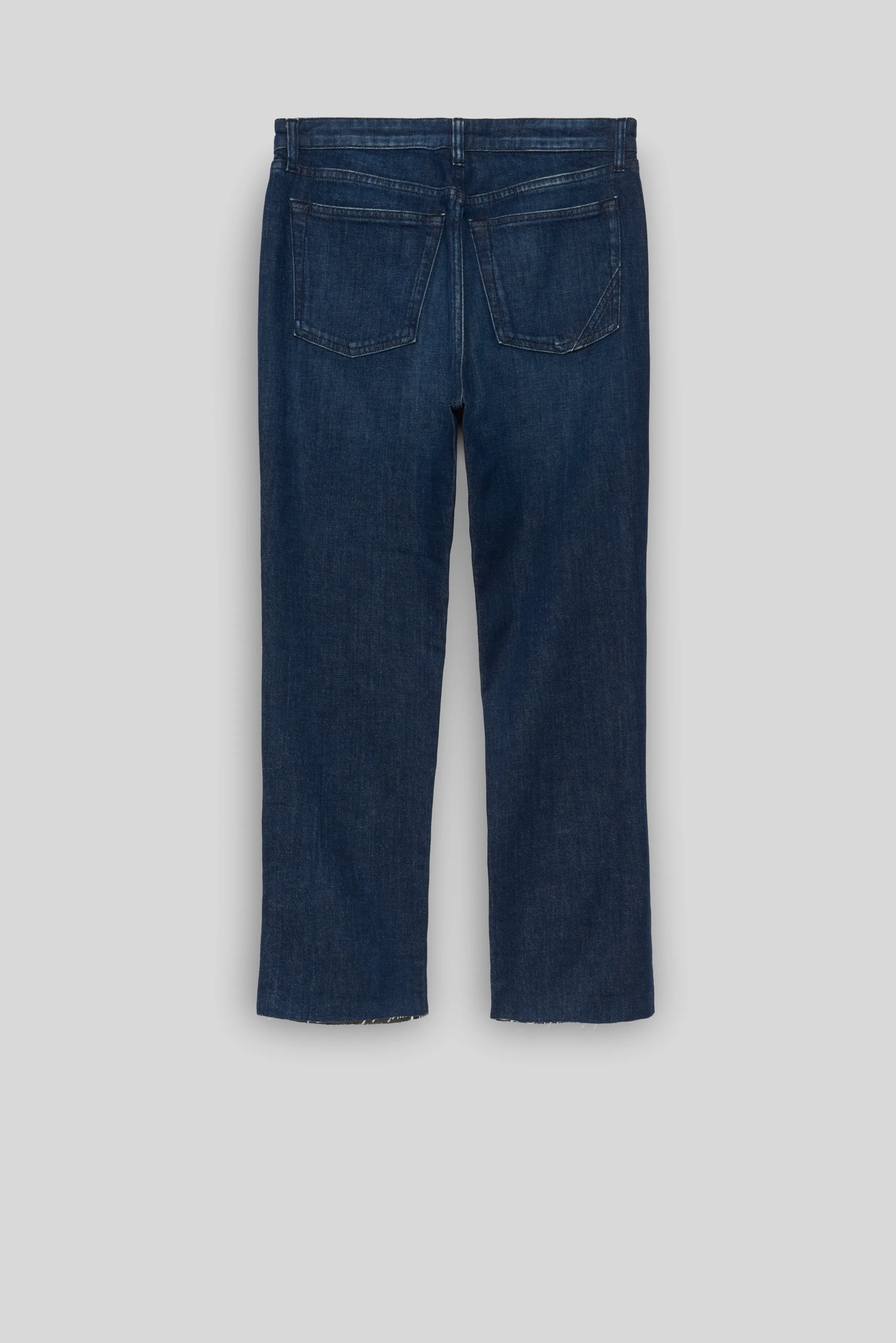 STRAIGHT AUTHENTIC CROP | ABISSO sold by 3x1 product image thumbnail 3