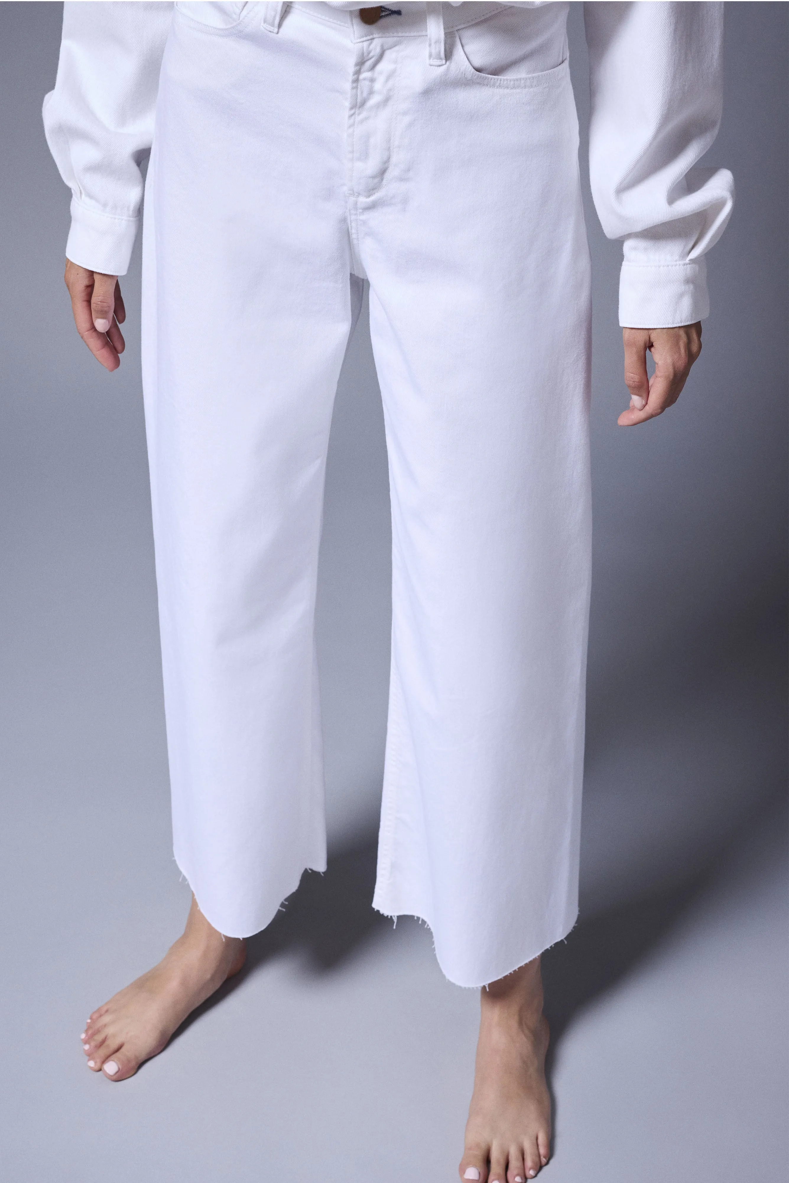 HELLEN | BLANC sold by 3x1