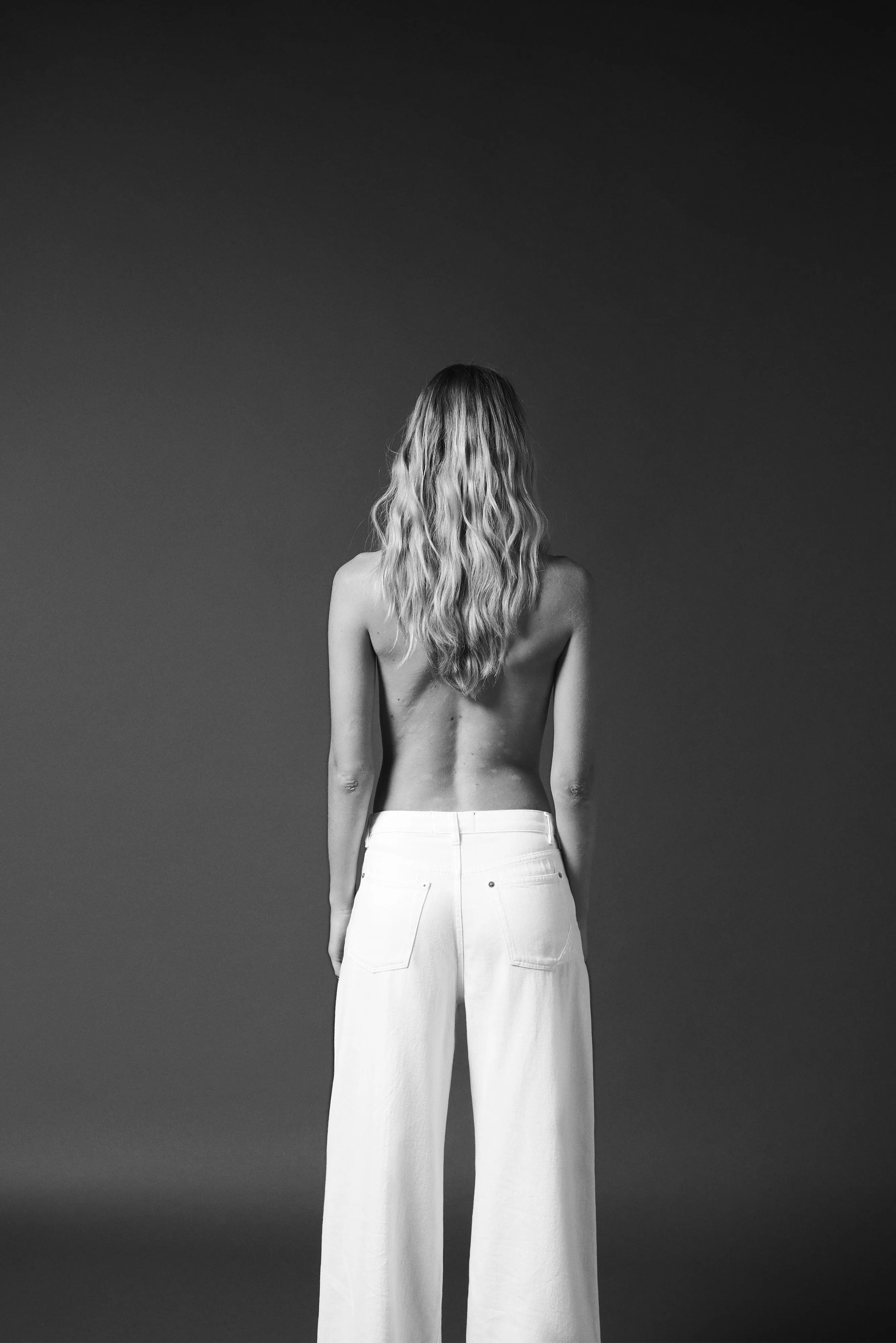 DAKOTA FLIP | BLANC sold by 3x1 product image thumbnail 4