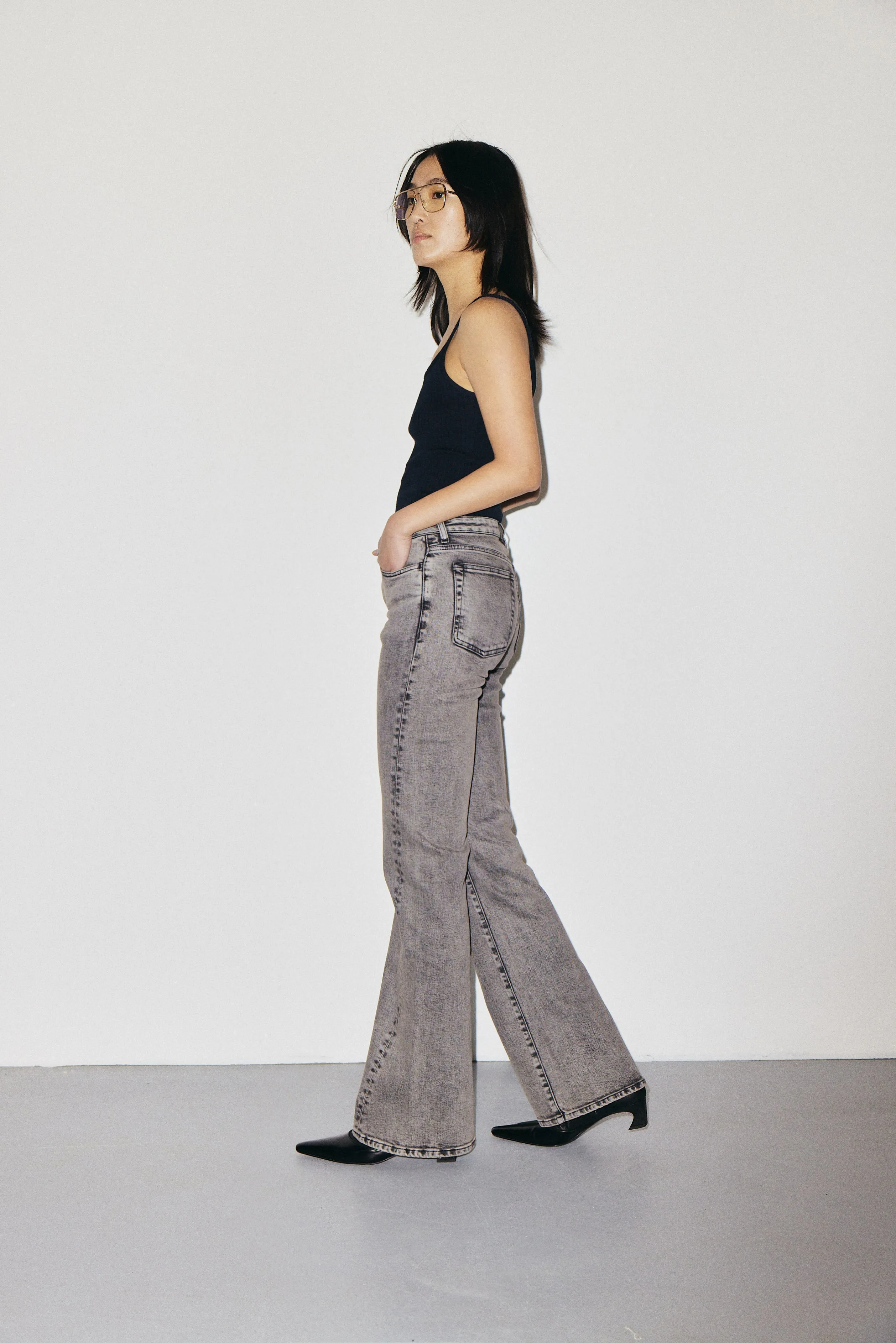 ALEXIA | WARM GREY sold by 3x1