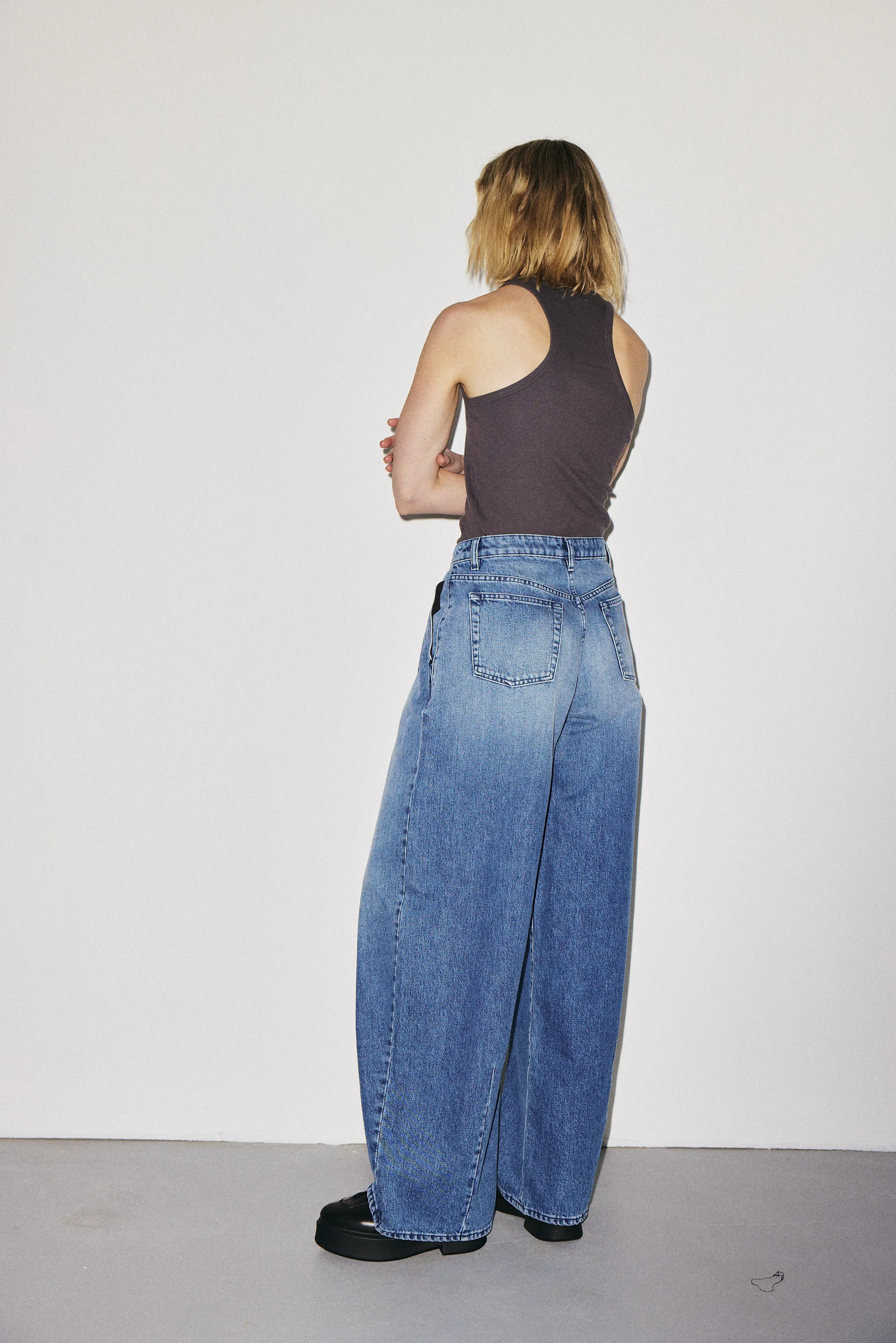 FLIP TAPERED | RUSHMORE sold by 3x1 product image thumbnail 3