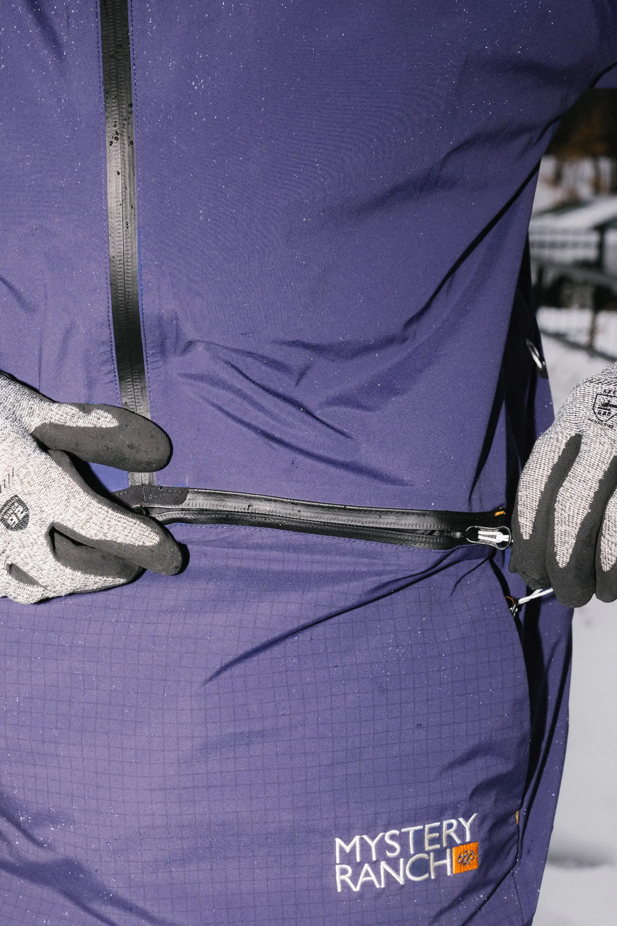 686 Men's Mystery Ranch Qi 3L Shell Jacket sold by 686 product image thumbnail 4