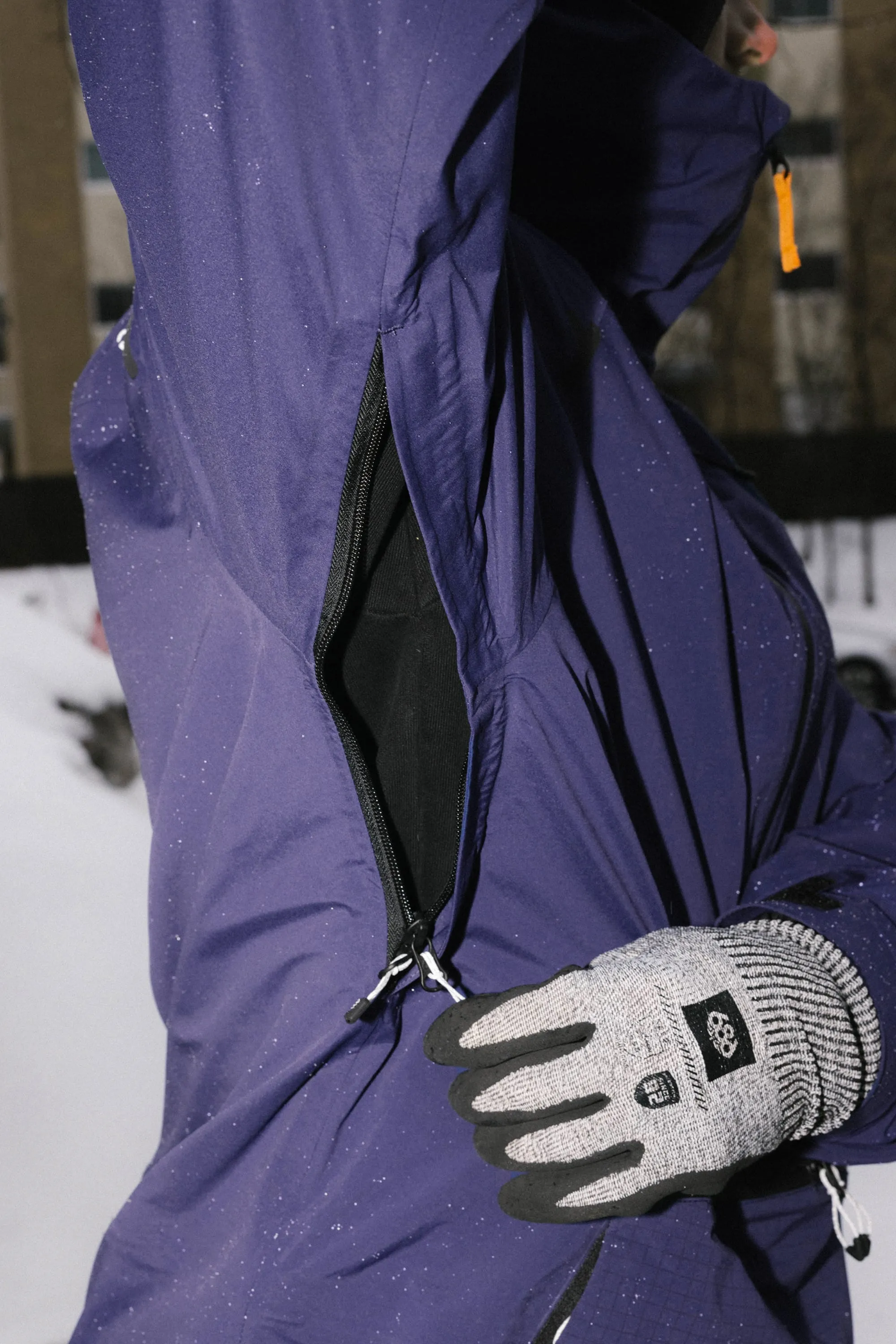 686 Men's Mystery Ranch Qi 3L Shell Jacket sold by 686 product image thumbnail 3