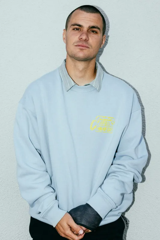 686 HUF Premium Heavyweight Crew Sweatshirt sold by 686