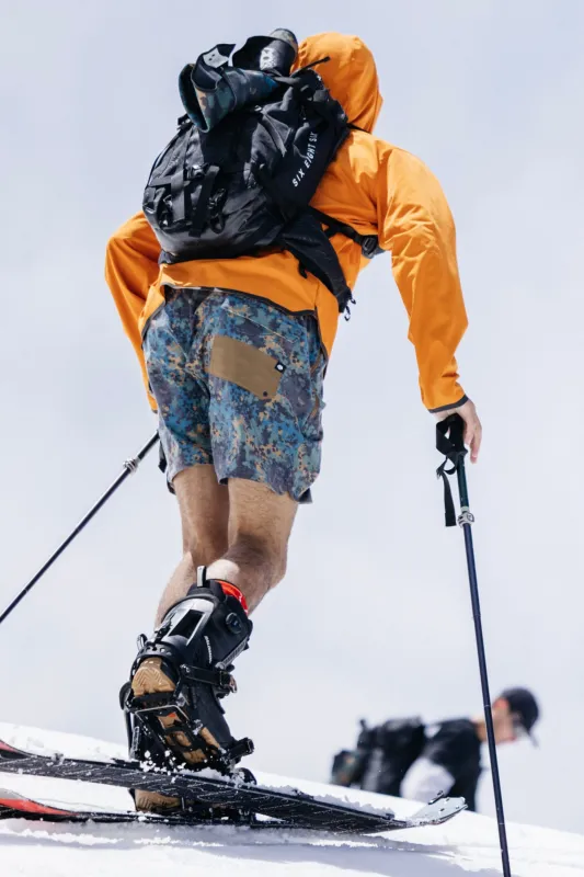 686 Men's Reup Elastic Water Short sold by 686