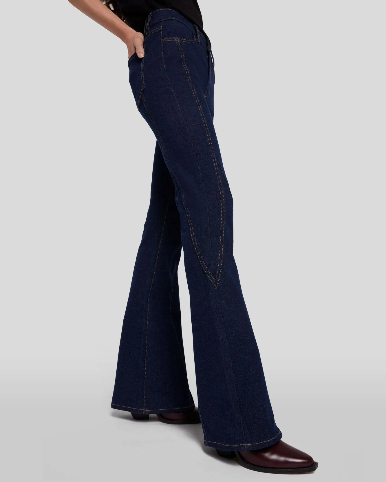 Seamed High Waist Ali in Cash sold by 7 For All Mankind product image thumbnail 3