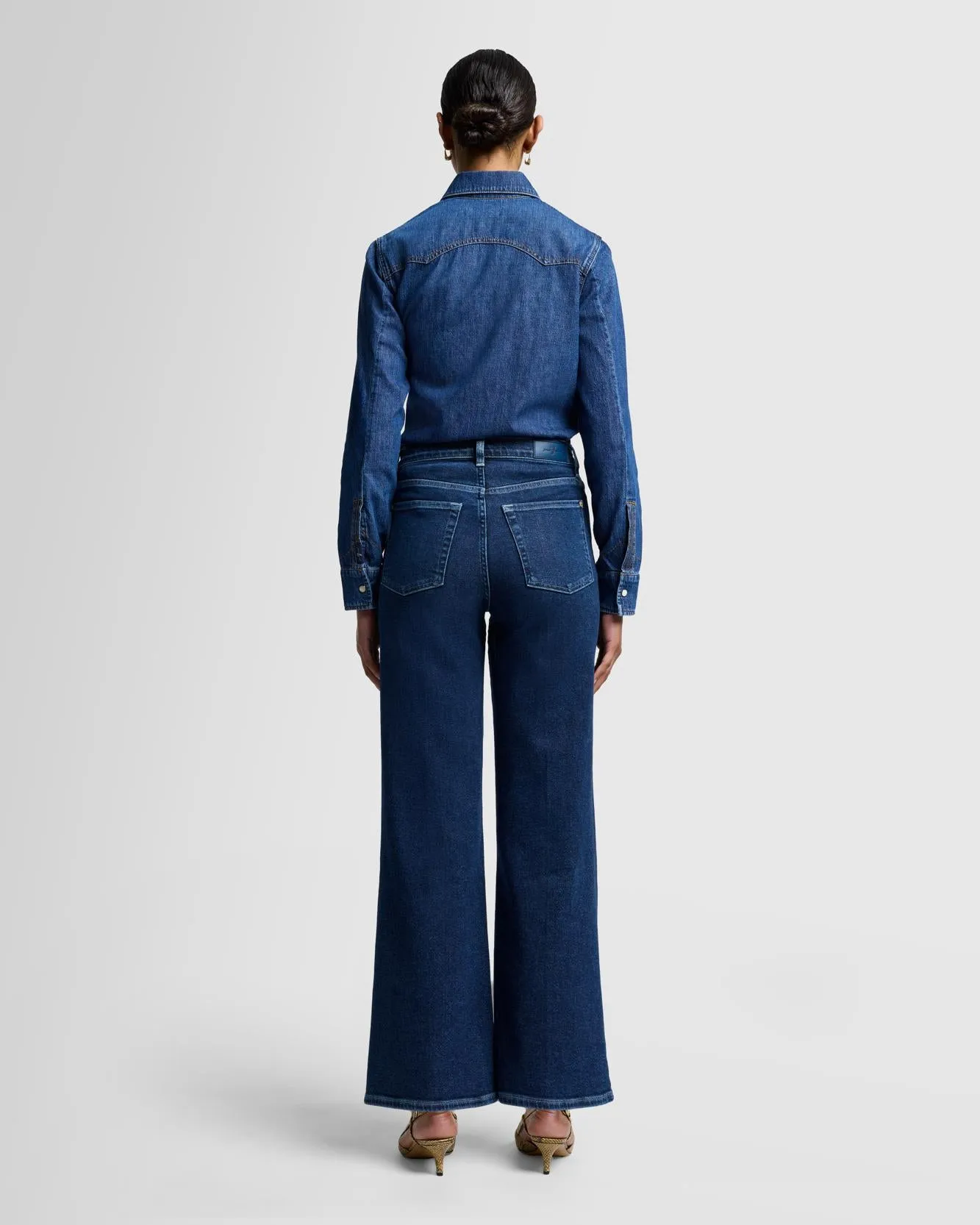 Luxe Vintage Ultra High Rise Jo in Paradise Cove sold by 7 For All Mankind product image thumbnail 3