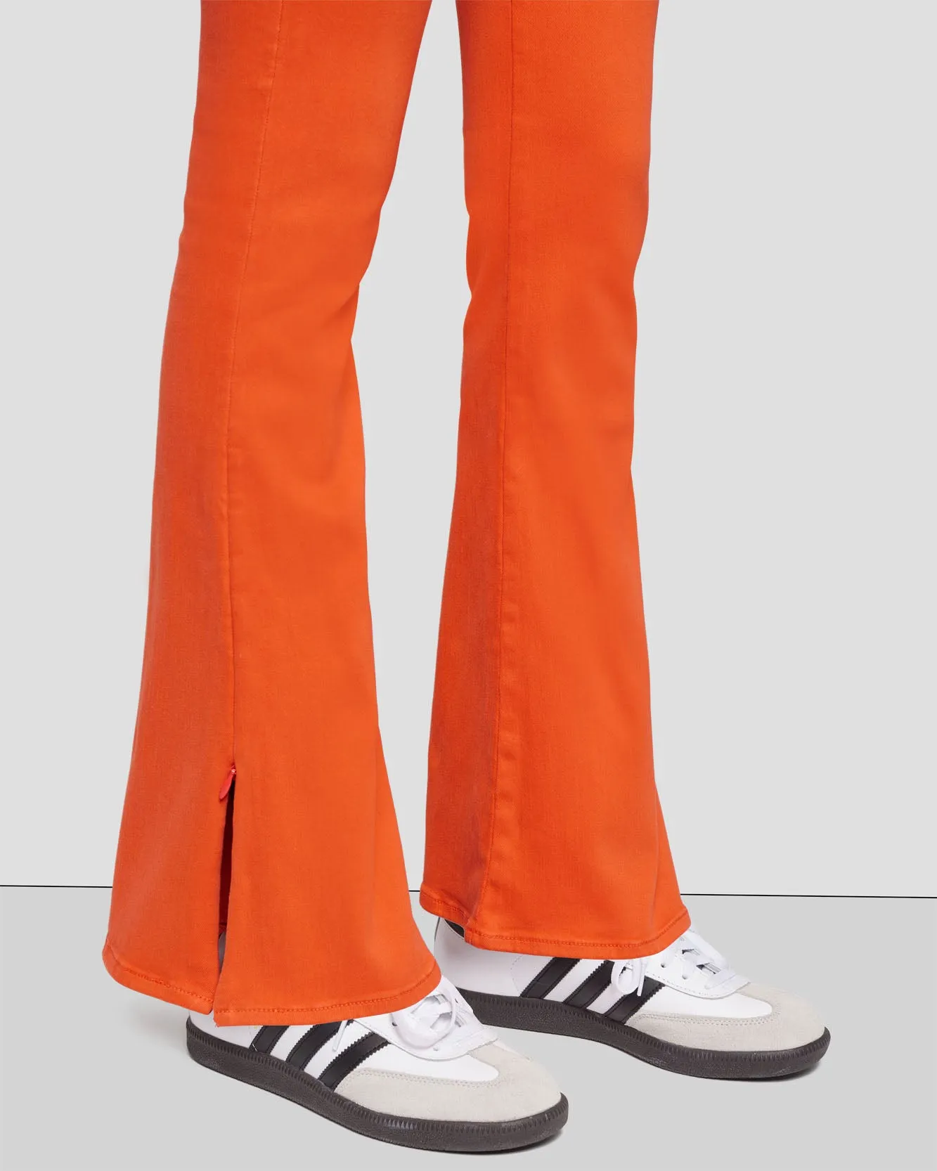 Tailorless No Filter UHR Skinny Bootcut in Koi sold by 7 For All Mankind product image thumbnail 4