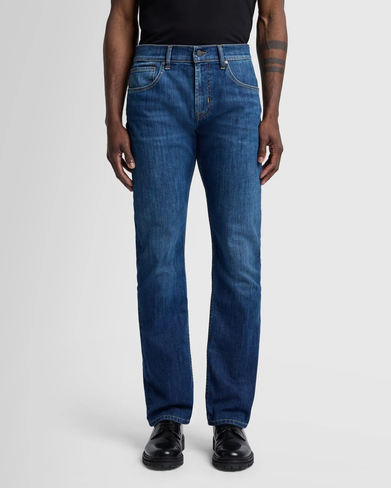 Luxe Performance The Straight in Levant sold by 7 For All Mankind product image thumbnail 2