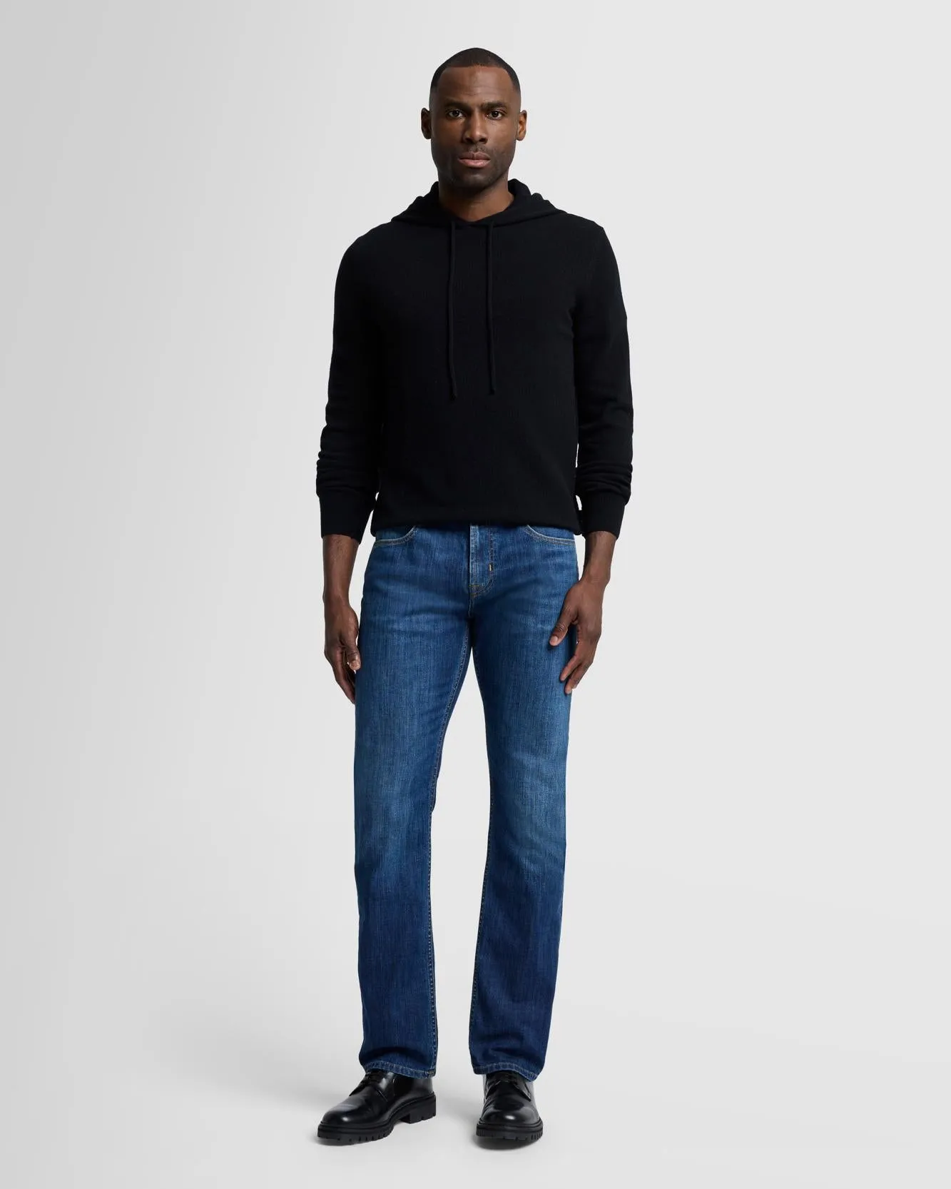 Luxe Performance The Straight in Levant sold by 7 For All Mankind