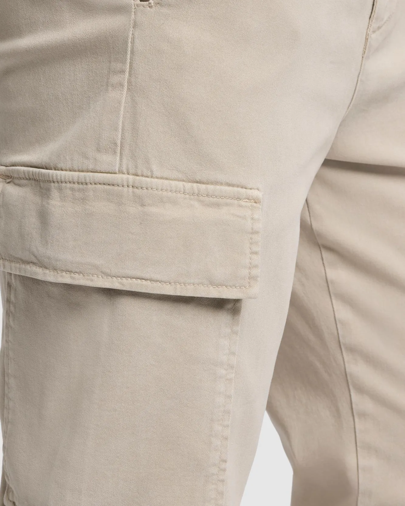 Warm Twill Cargo Jogger in Alabaster sold by 7 For All Mankind product image thumbnail 5
