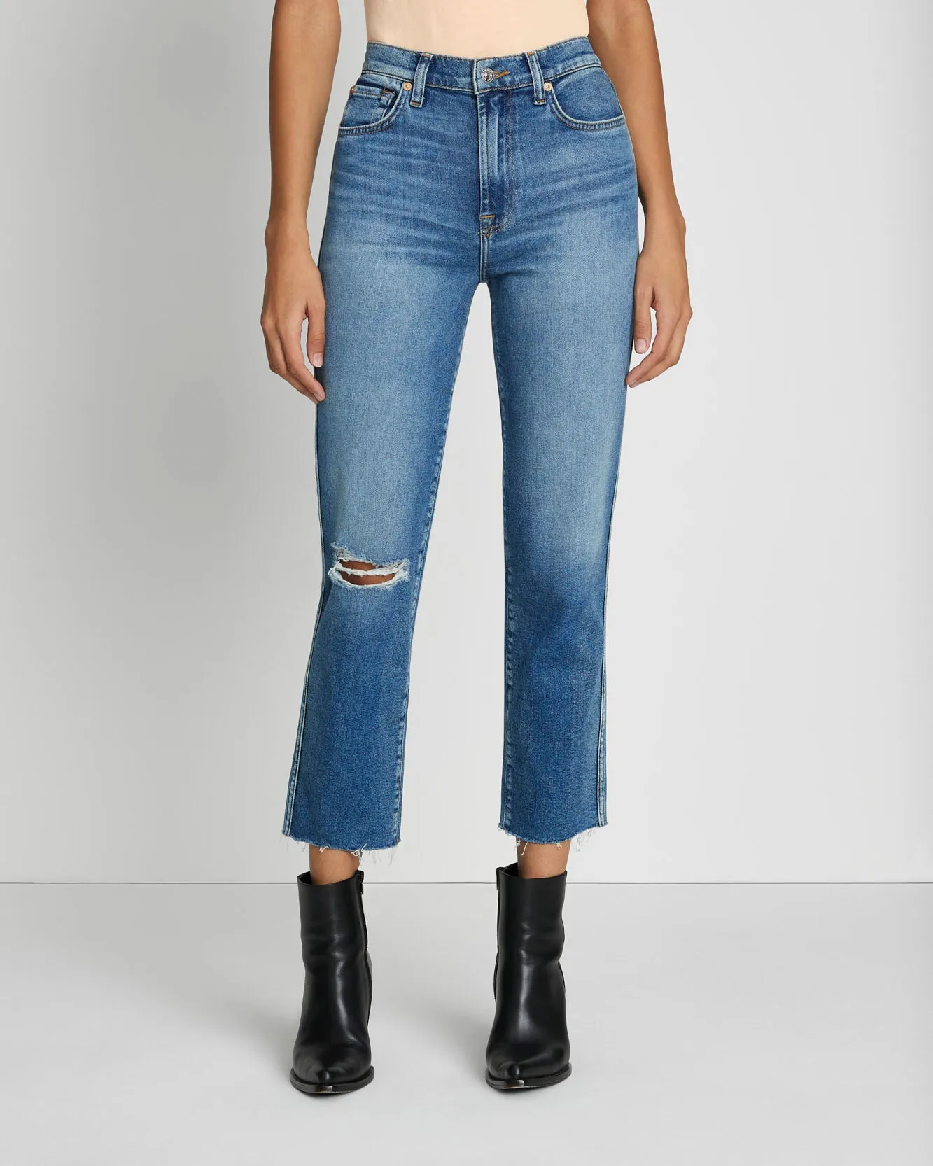 Luxe Vintage High Waist Cropped Straight in Lyme sold by 7 For All Mankind product image thumbnail 2