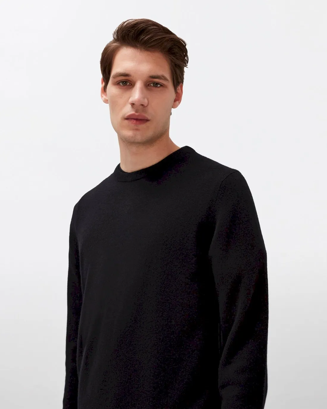 Cashmere Crew in Black sold by 7 For All Mankind product image thumbnail 2