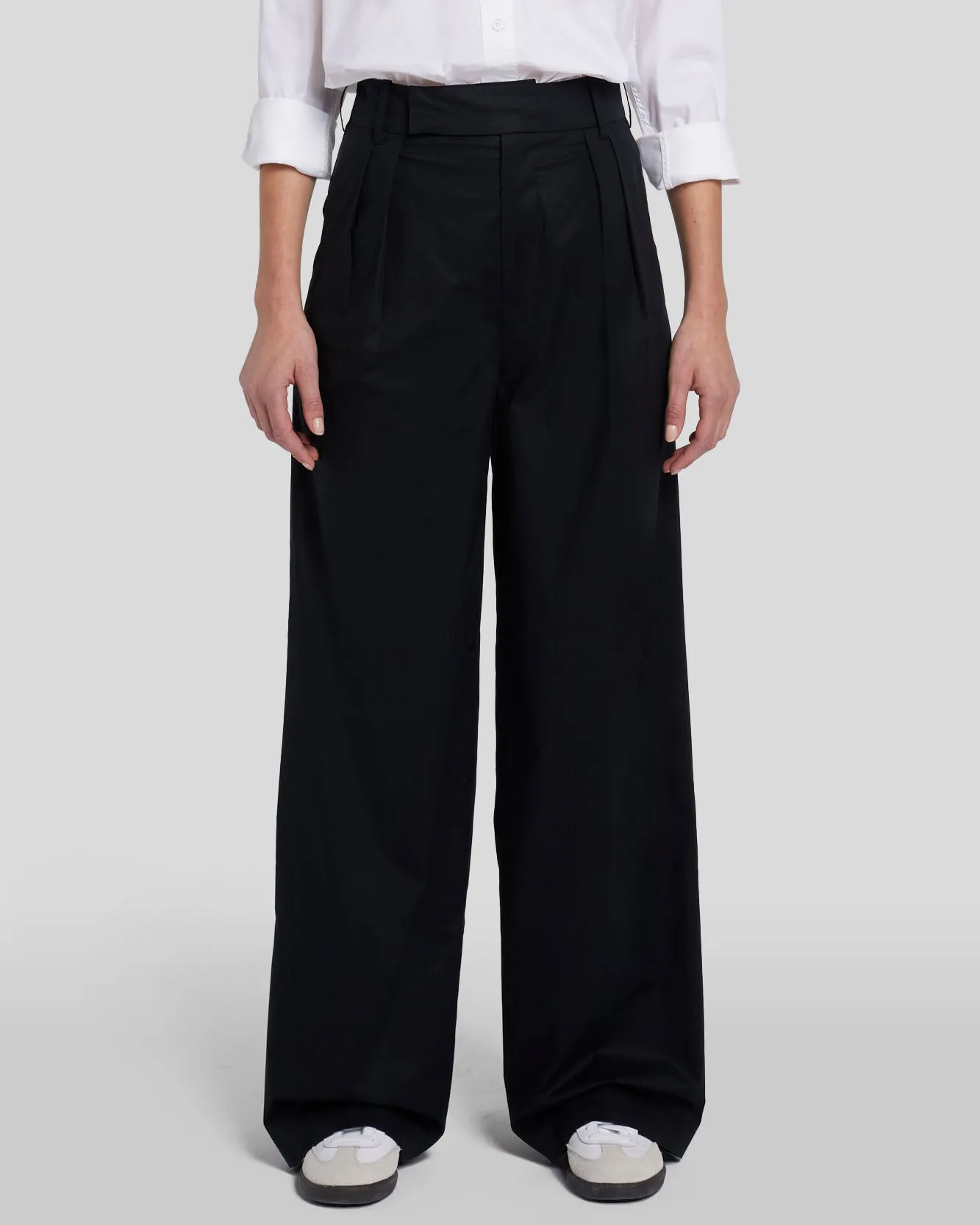 Pleated Poplin Trouser in Black sold by 7 For All Mankind product image thumbnail 2