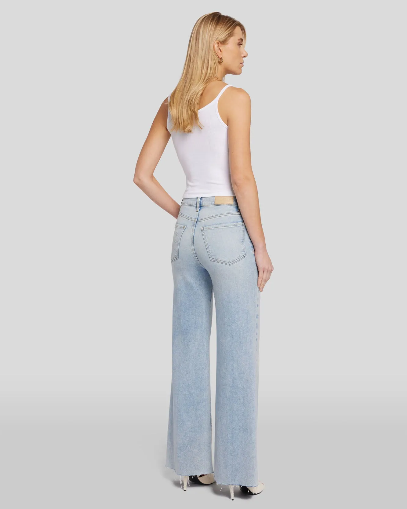 Luxe Vintage Ultra High Rise Jo in Sunday sold by 7 For All Mankind product image thumbnail 4