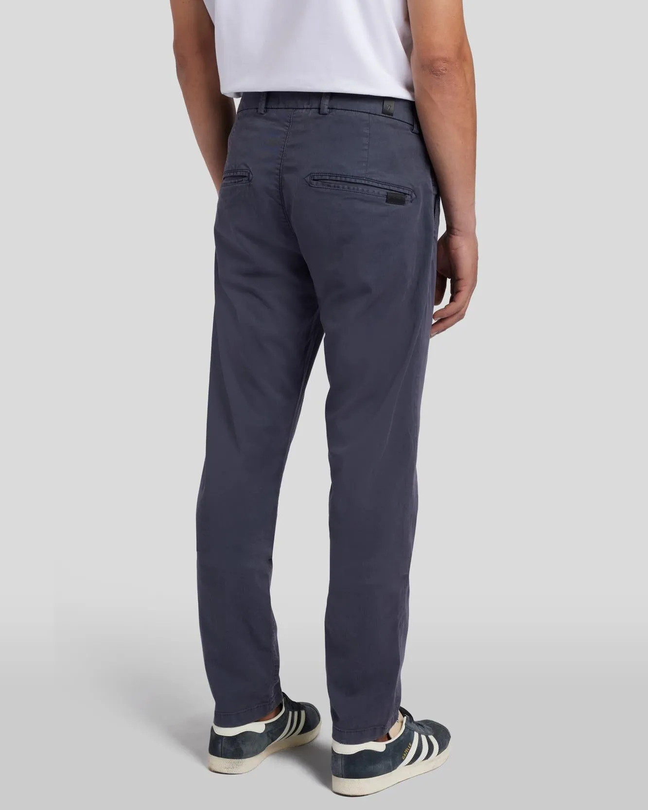 Weightless Adrien Chino in Twilight Blue sold by 7 For All Mankind product image thumbnail 4