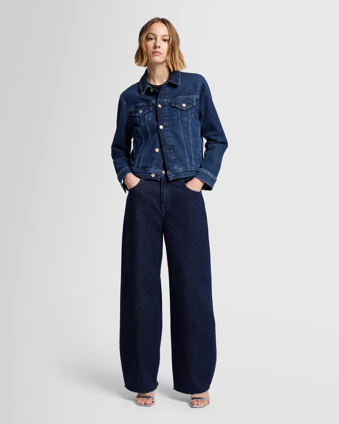 Luxe Vintage Classic Trucker in Paradise Cove sold by 7 For All Mankind product image thumbnail 4