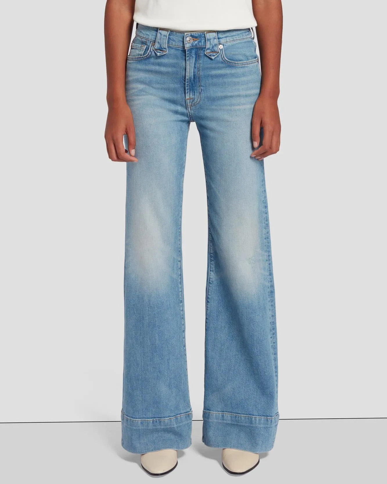 Western Modern Dojo in Jolie sold by 7 For All Mankind product image thumbnail 2