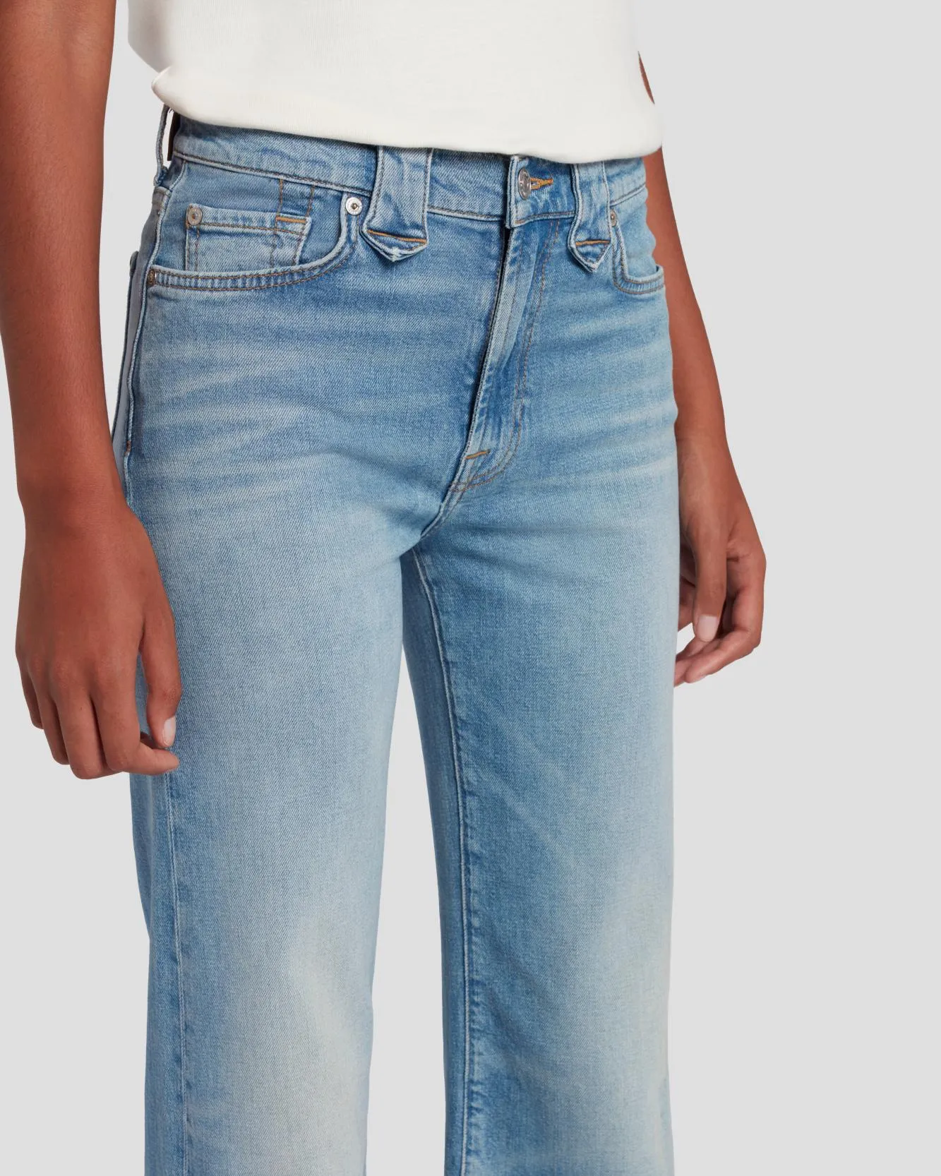 Western Modern Dojo in Jolie sold by 7 For All Mankind product image thumbnail 3