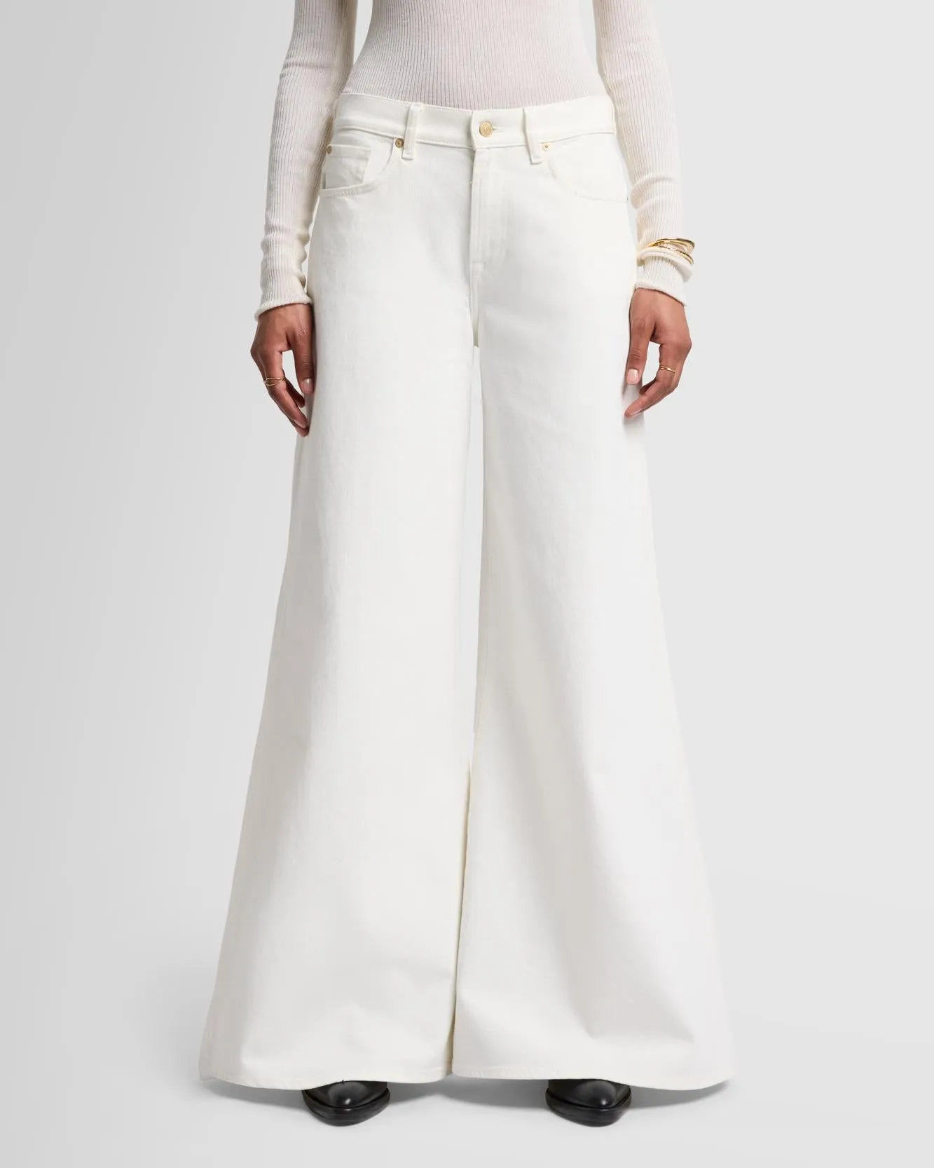 MANKIND Willow in Vintage White sold by 7 For All Mankind product image thumbnail 2