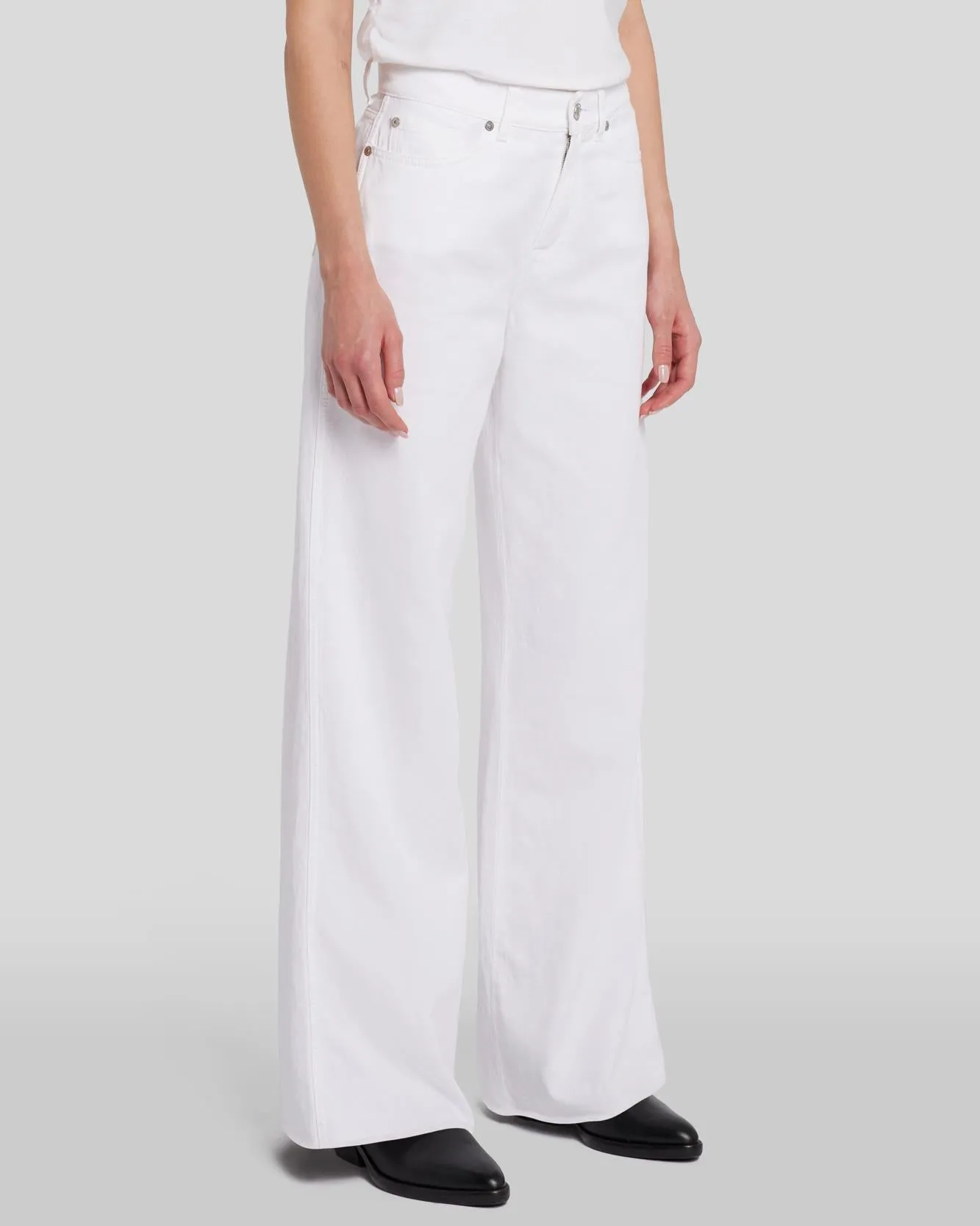 Linen Lotta Jean in Santorini sold by 7 For All Mankind product image thumbnail 2