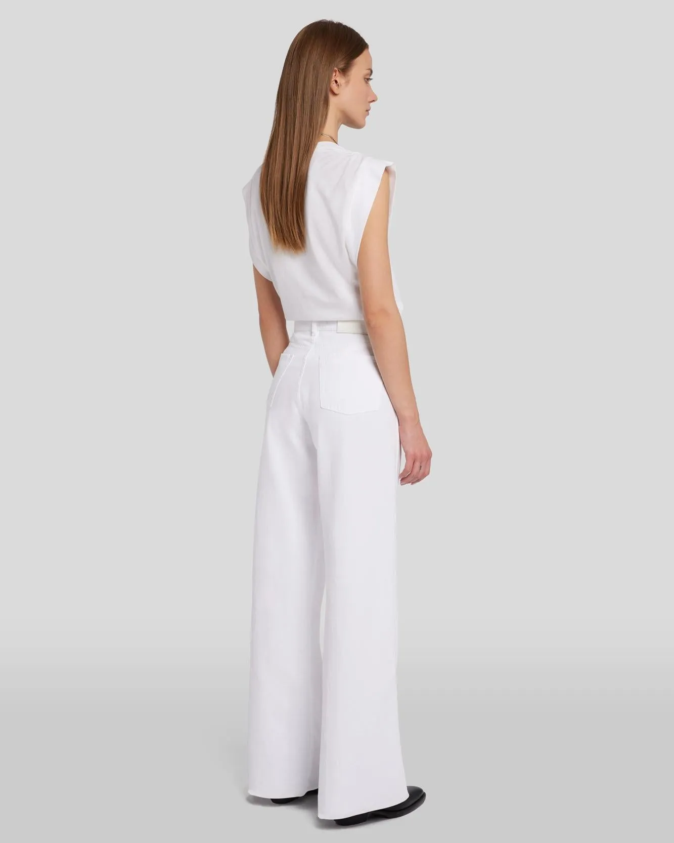 Linen Lotta Jean in Santorini sold by 7 For All Mankind product image thumbnail 4