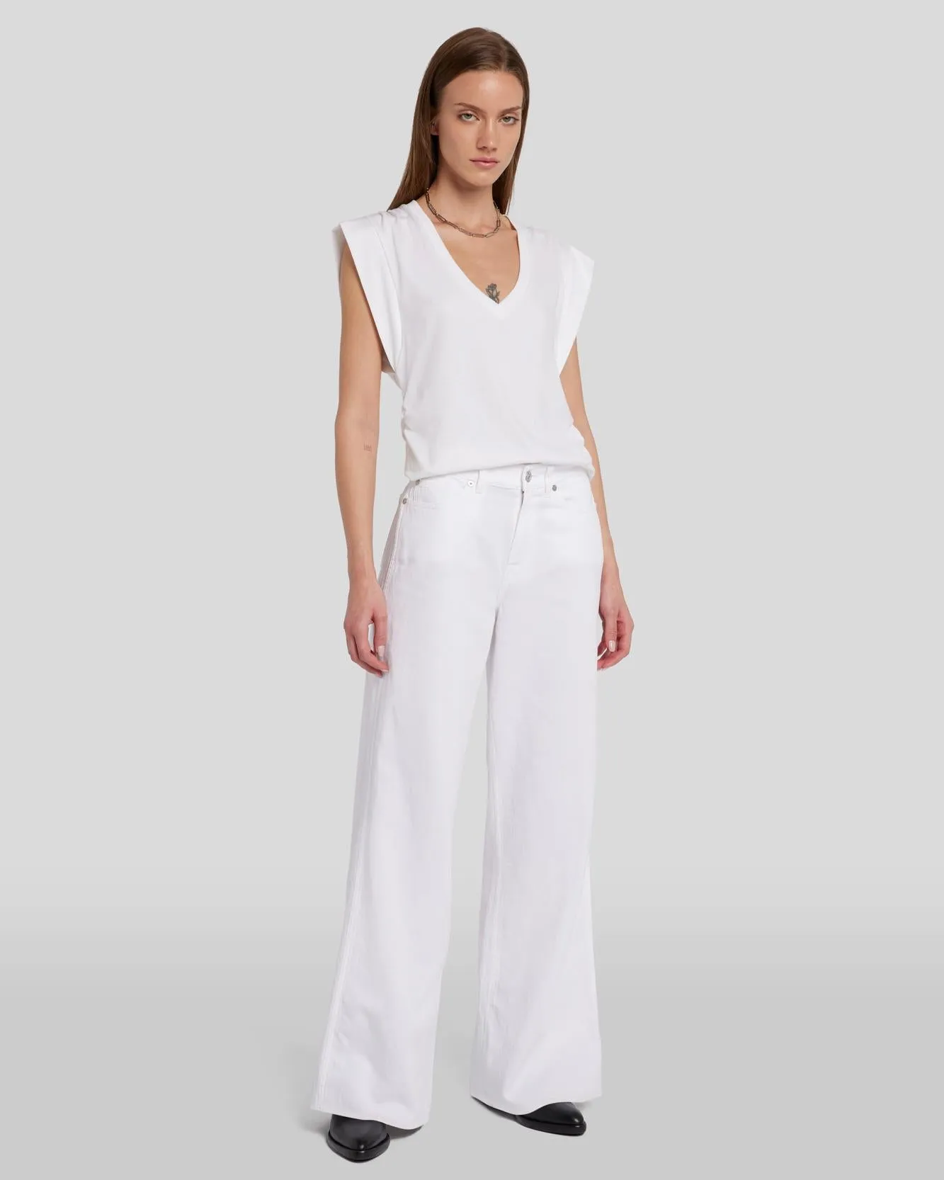 Linen Lotta Jean in Santorini sold by 7 For All Mankind