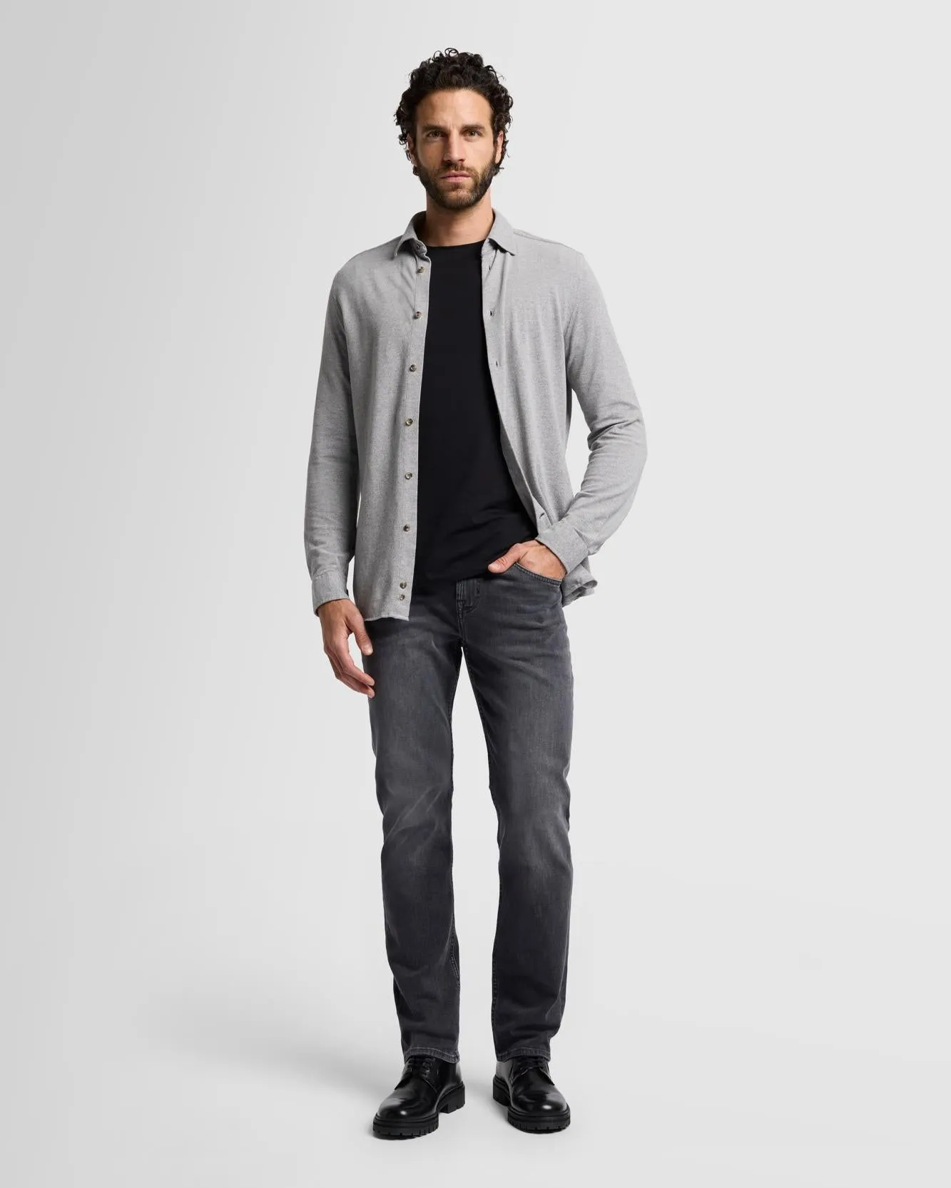 Slimmy in Cordonazo sold by 7 For All Mankind