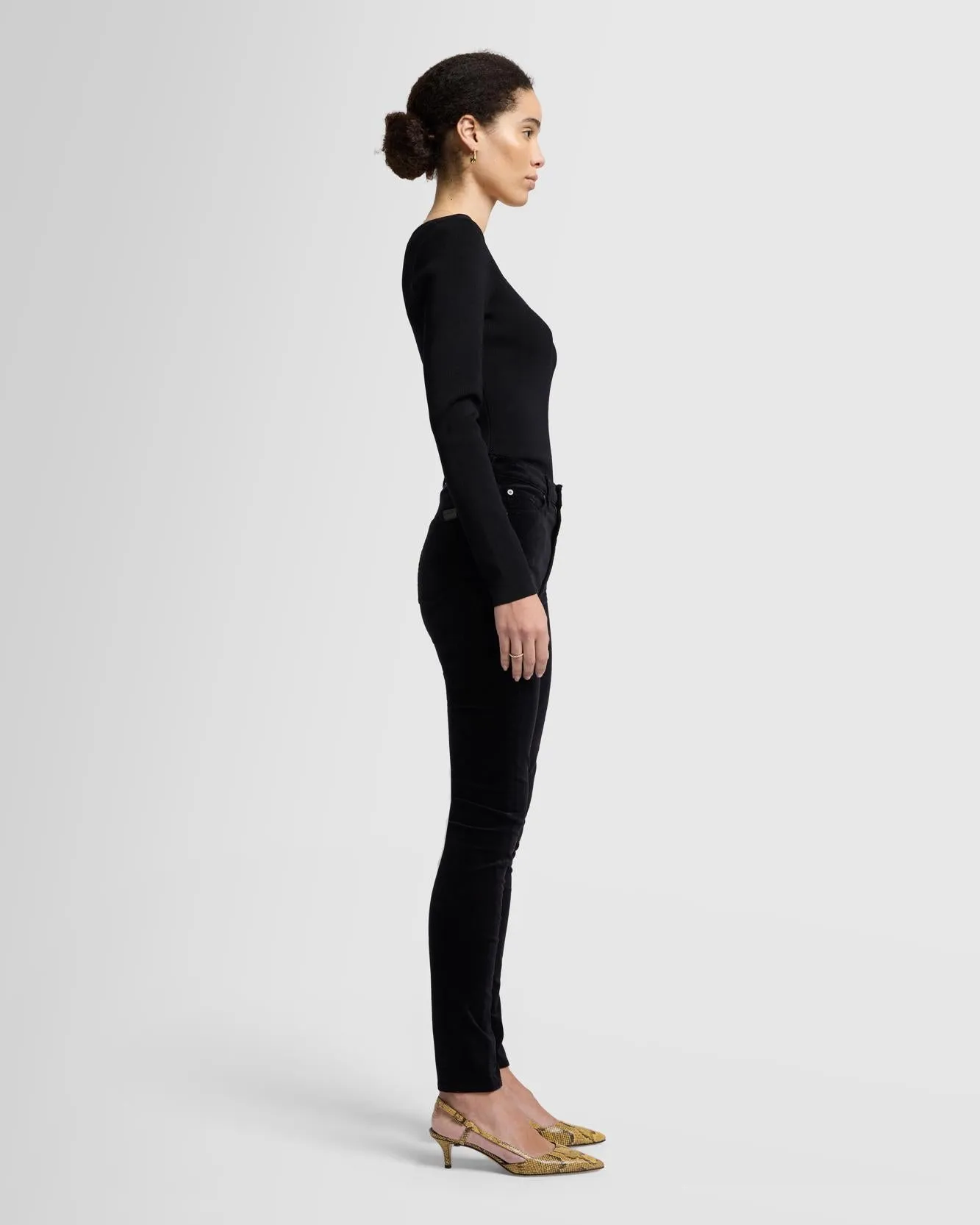 Velvet High Waist Skinny in Black sold by 7 For All Mankind product image thumbnail 3