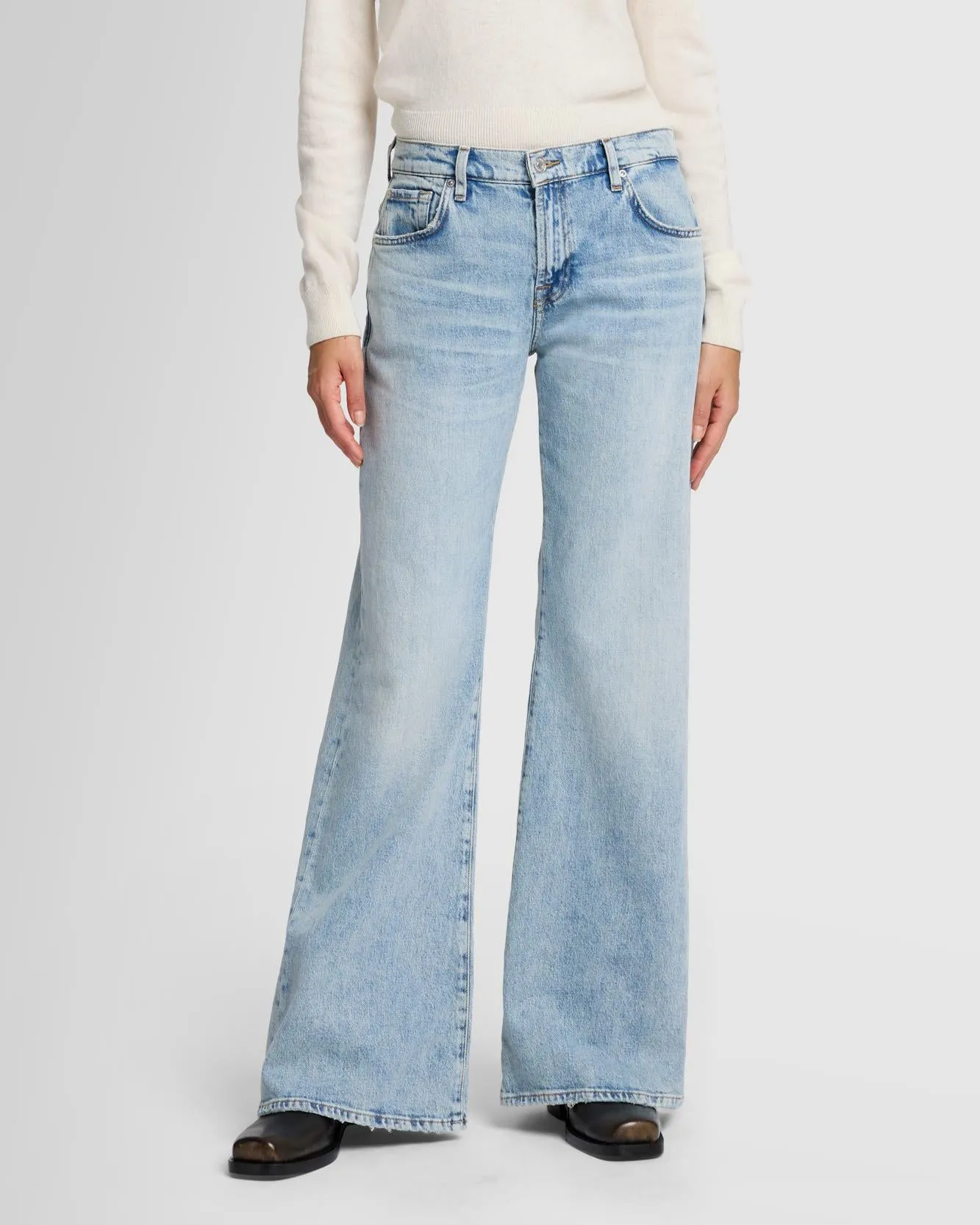 MANKIND Spencer Flare in Sahara sold by 7 For All Mankind product image thumbnail 2