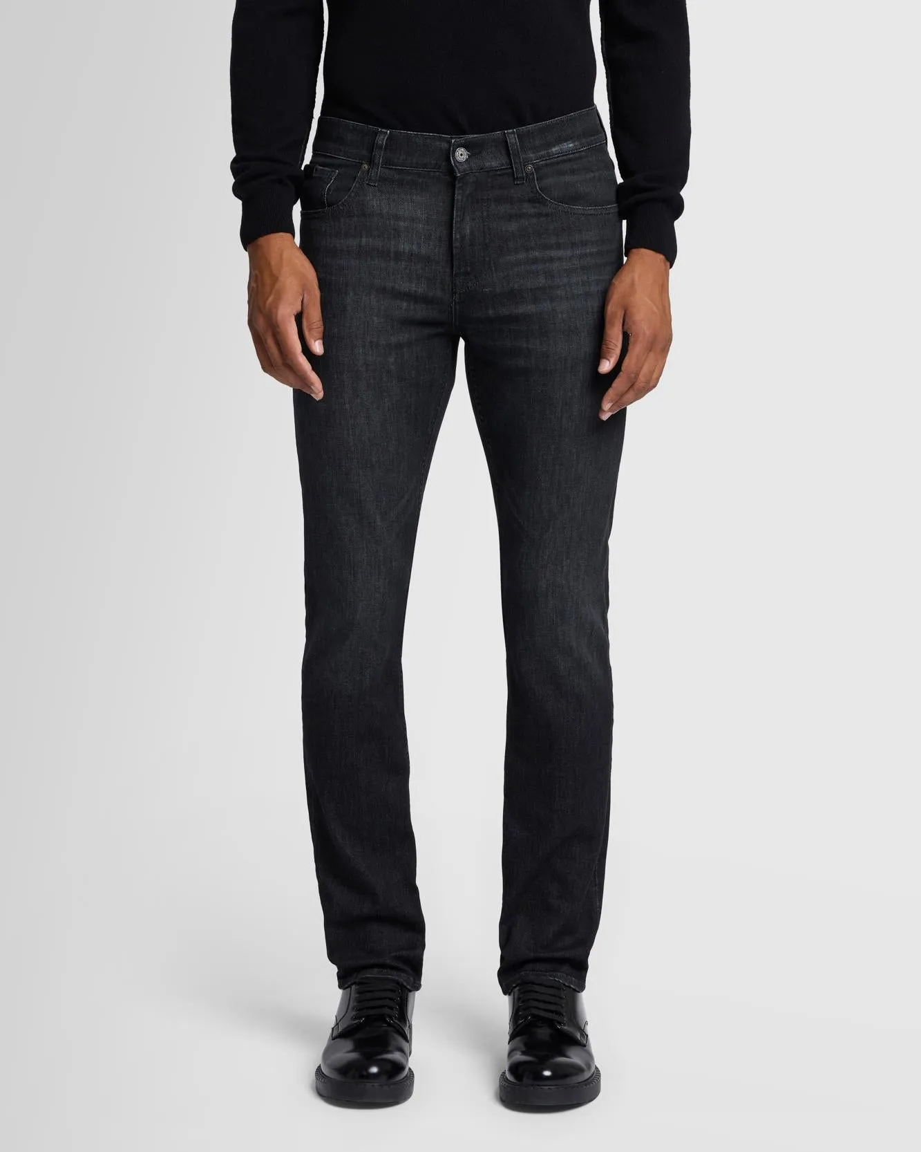 Slimmy in Da Capo sold by 7 For All Mankind