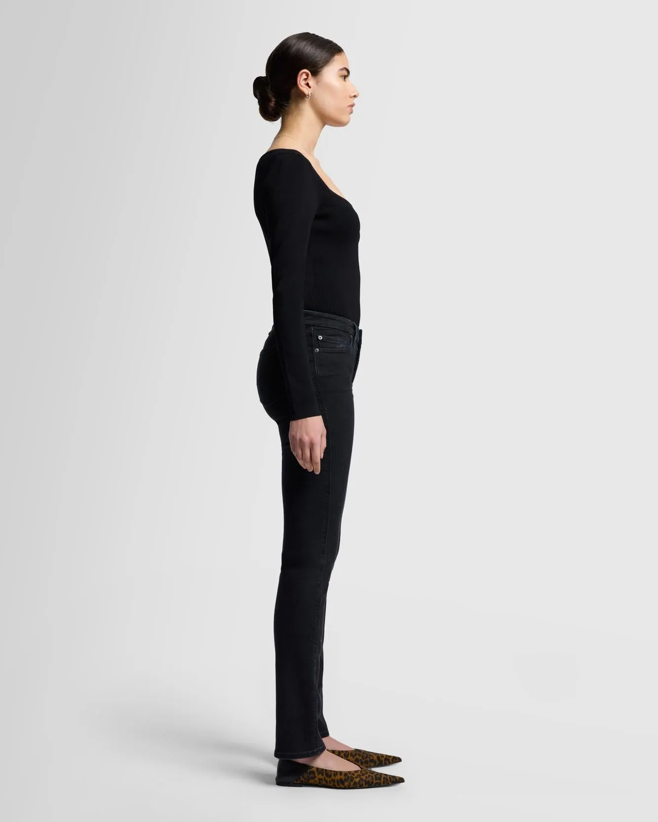 Slim Illusion Kimmie Straight in Saturday Night sold by 7 For All Mankind product image thumbnail 5