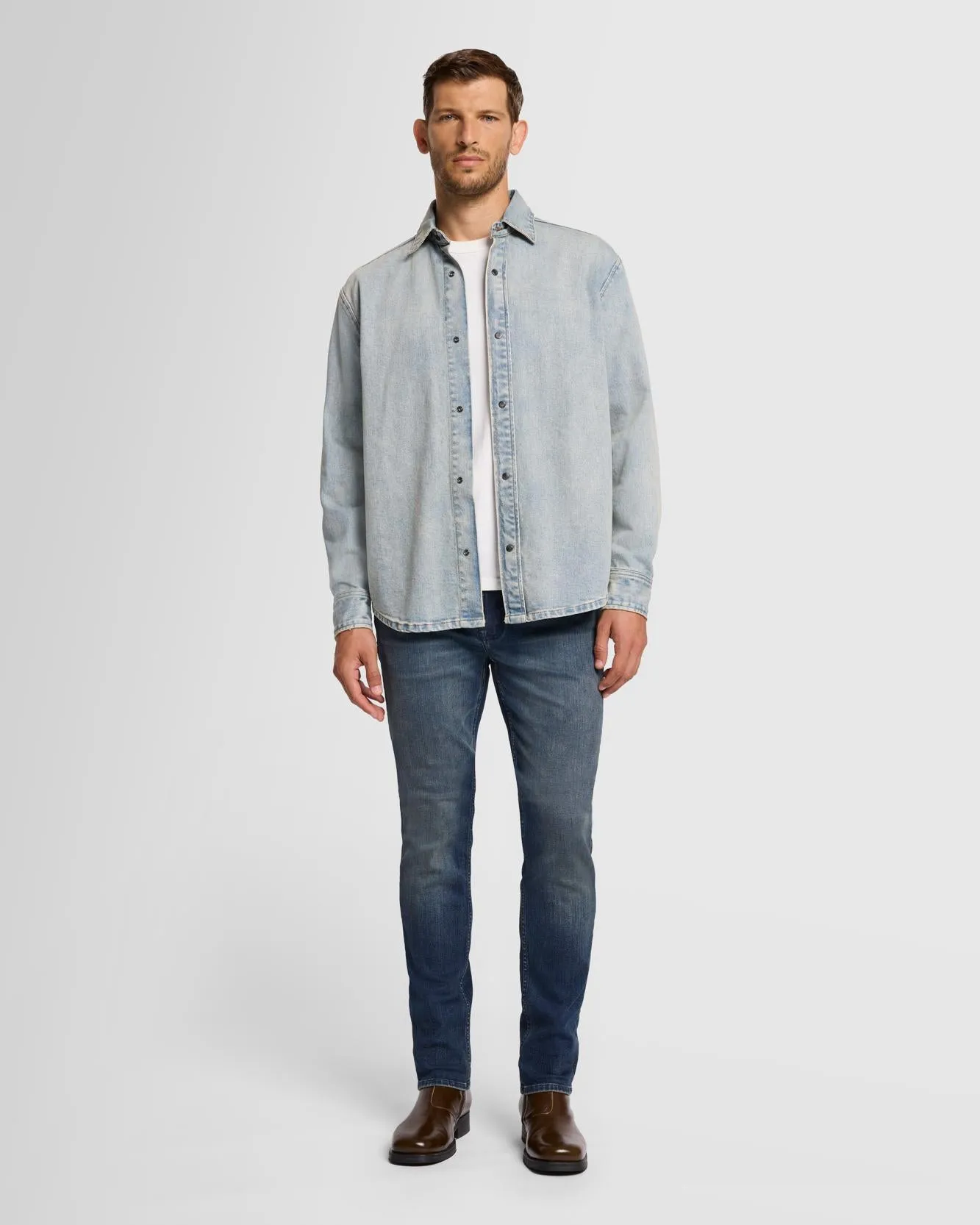 Luxe Performance Paxtyn in Largo sold by 7 For All Mankind