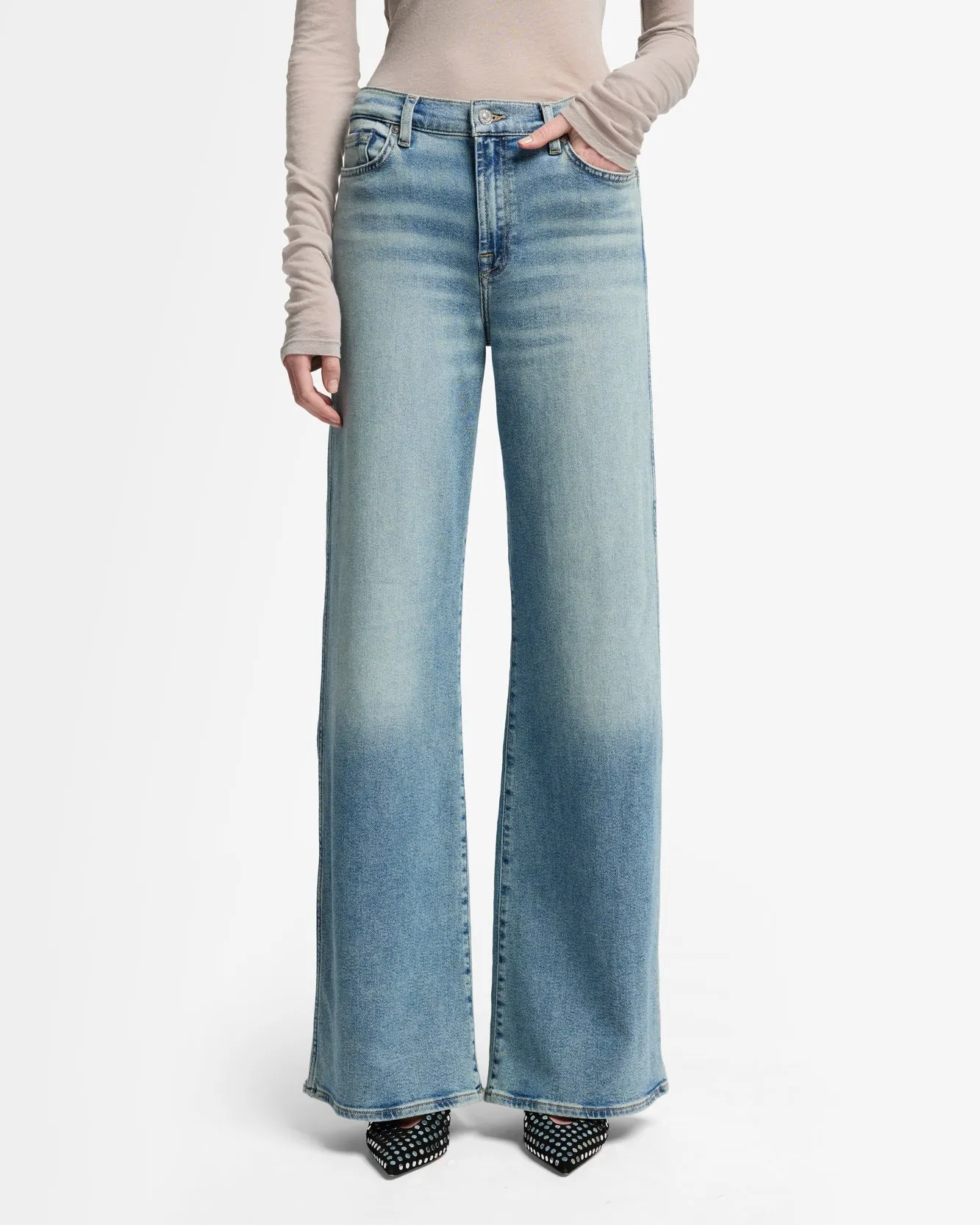 Luxe Vintage Lotta in Amuse Me sold by 7 For All Mankind product image thumbnail 3