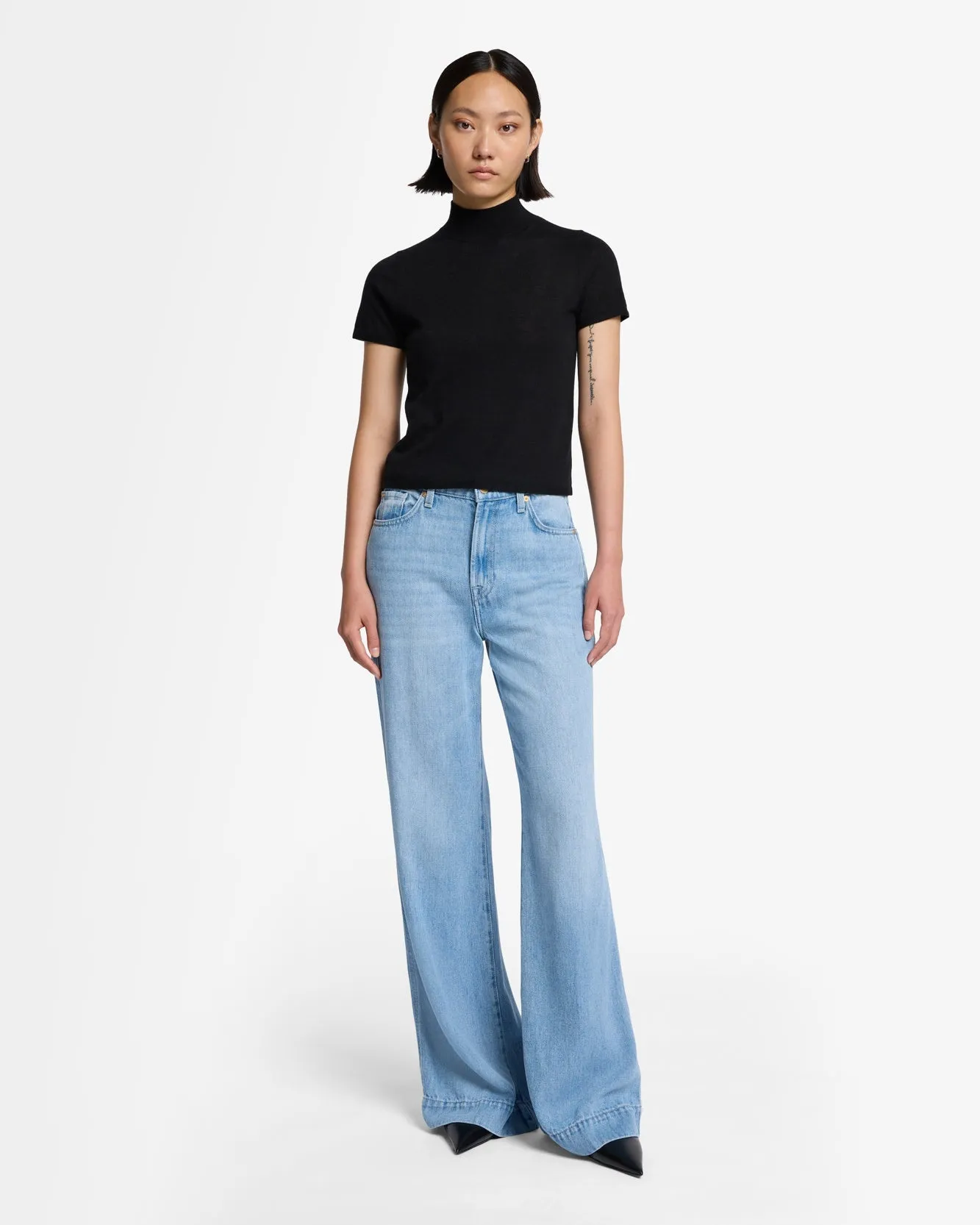 Tailorless Denim Lustre Modern Dojo in Trendsetter sold by 7 For All Mankind product image thumbnail 2