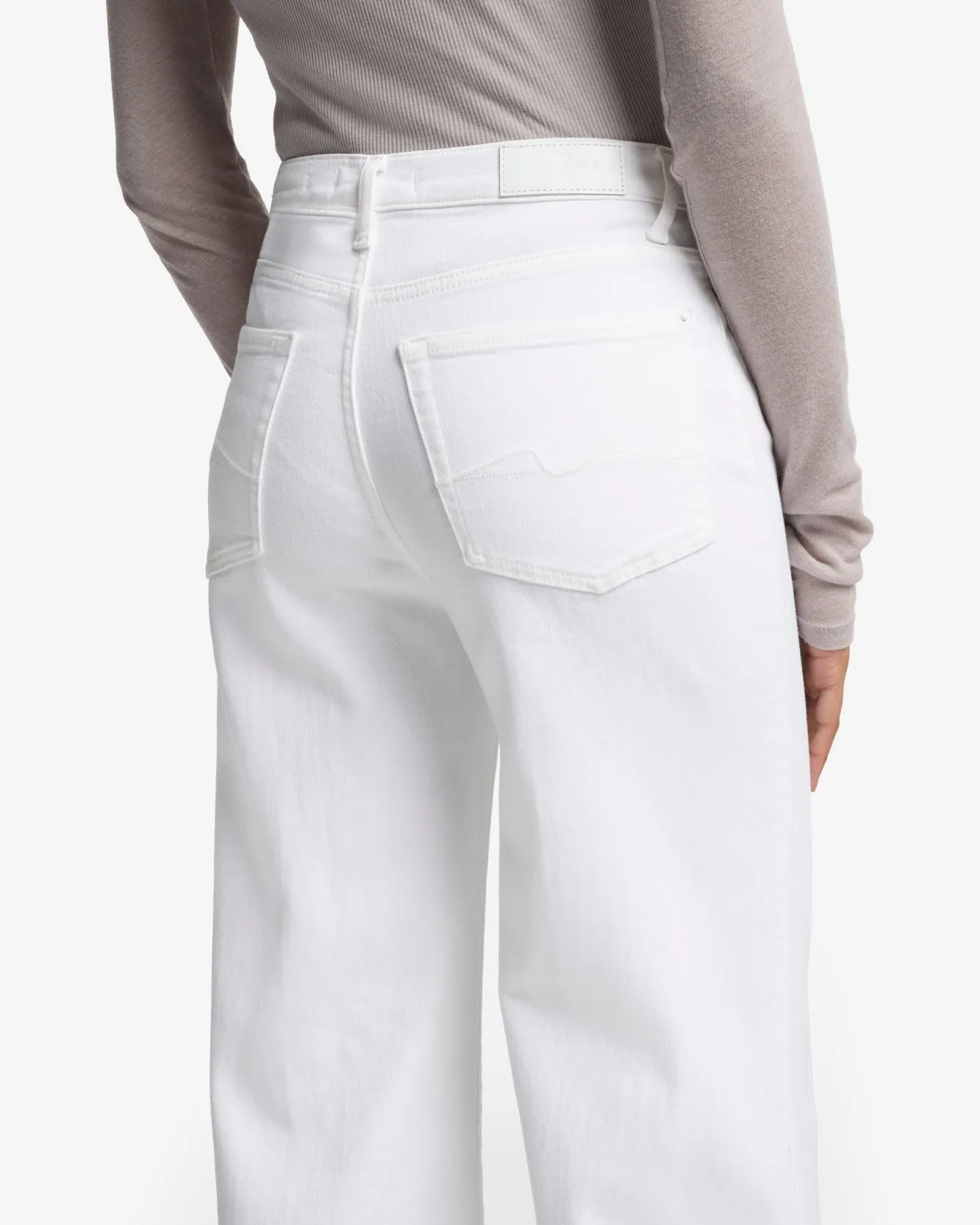 Luxe Vintage Ultra High Rise Jo in Soleil sold by 7 For All Mankind product image thumbnail 4