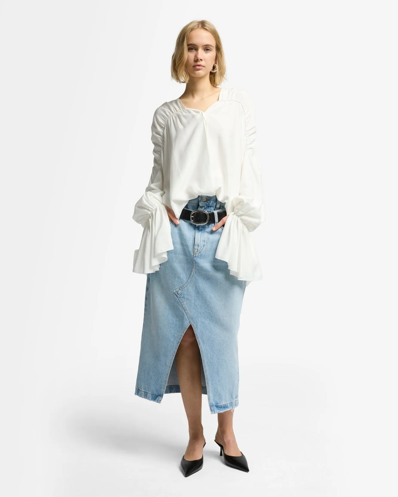 Silk Blend Ariel Shirt in White sold by 7 For All Mankind product image thumbnail 3