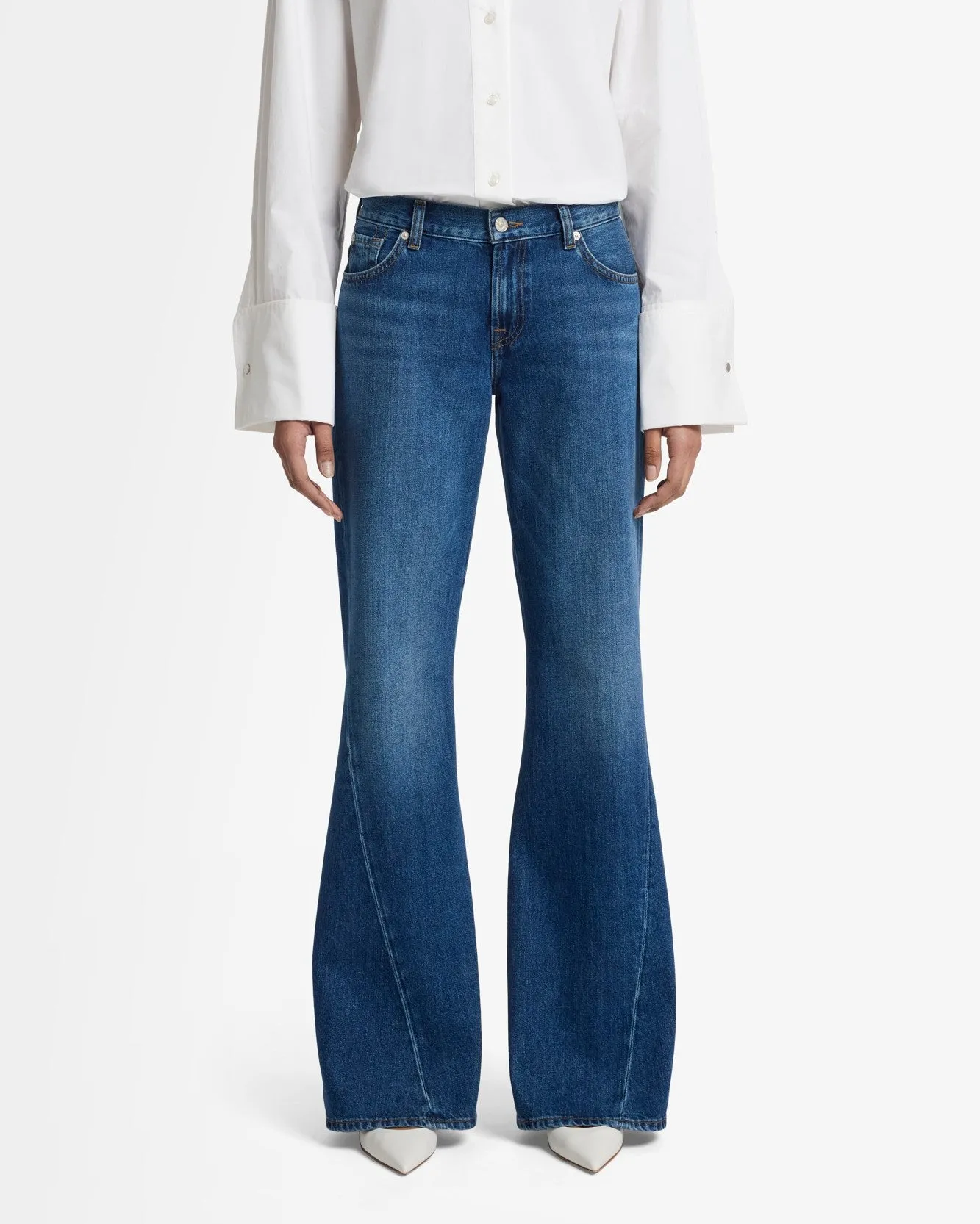 Slim Illusion Twisted Seam Spencer Flare in Mesa sold by 7 For All Mankind product image thumbnail 3