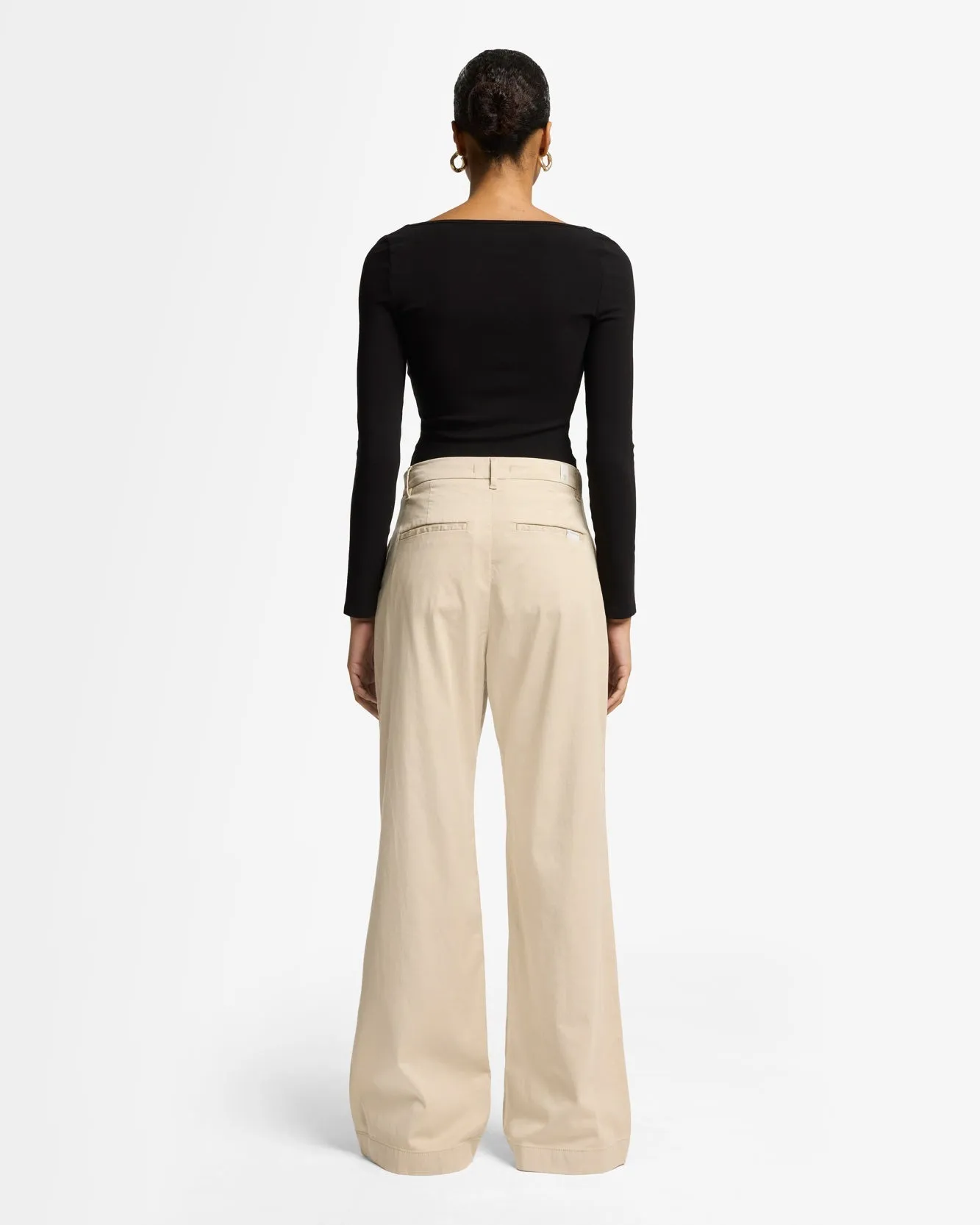 Pleated Chino in Cold Brew sold by 7 For All Mankind product image thumbnail 5