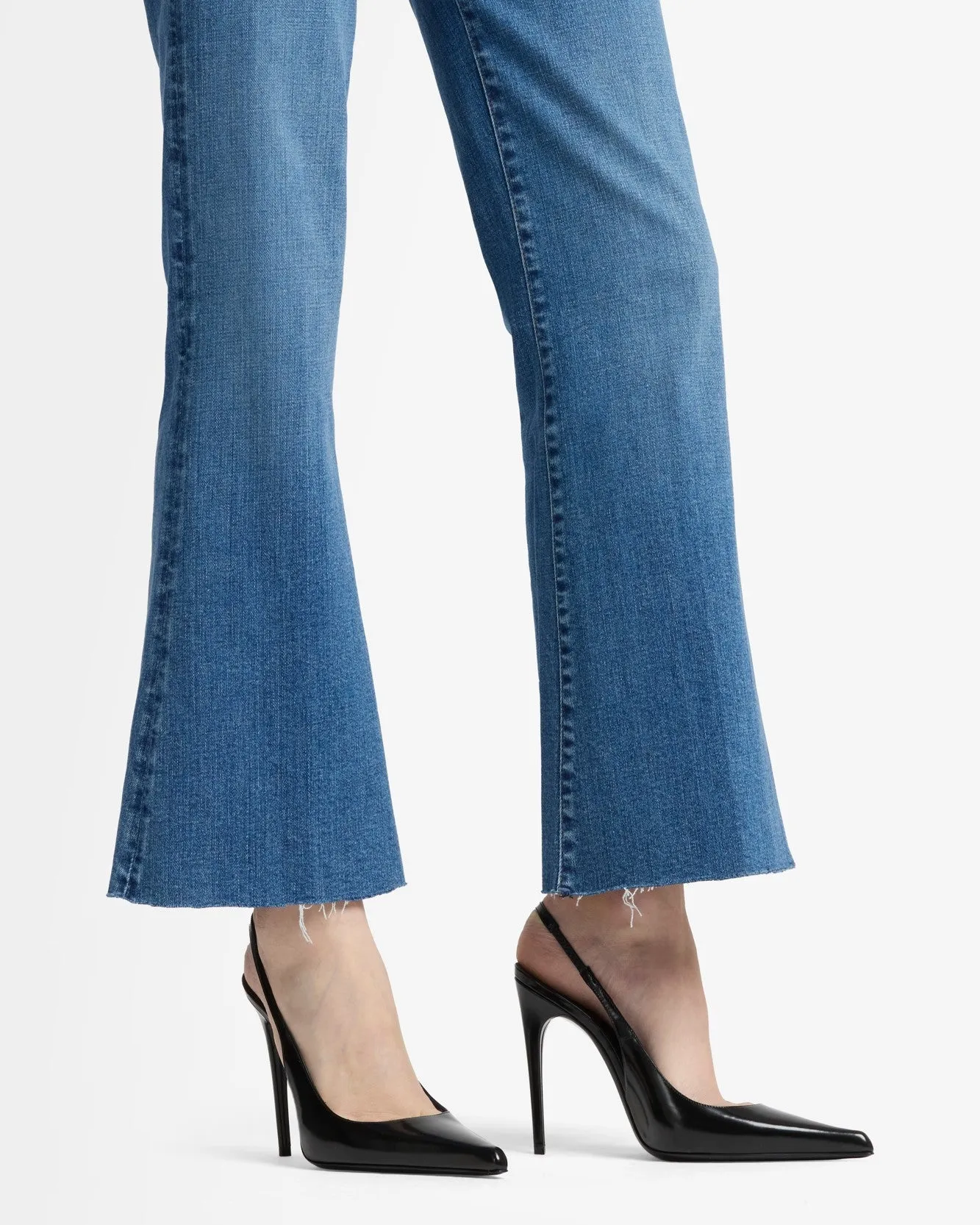 Slim Illusion Cropped Dojo in Yuma sold by 7 For All Mankind product image thumbnail 4