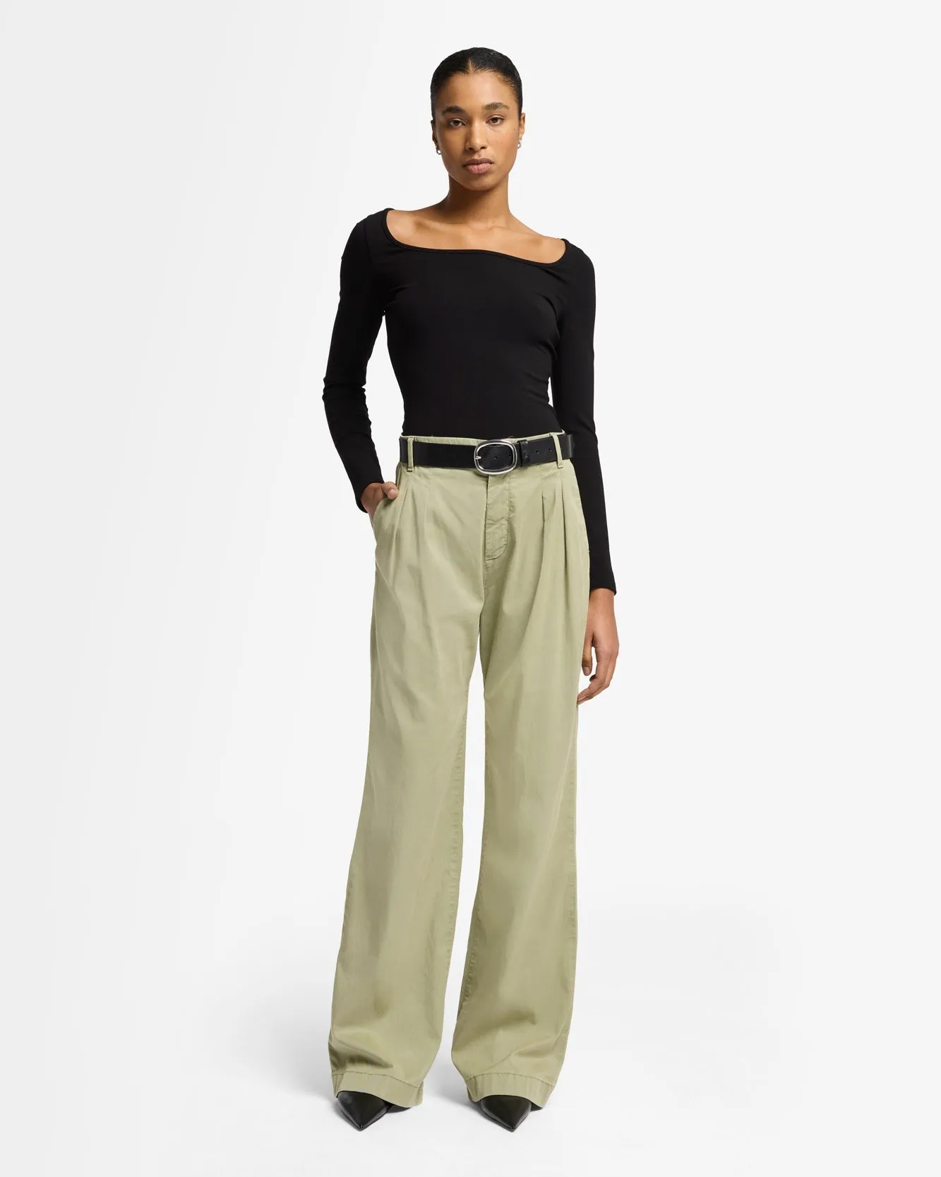 Pleated Chino in Palm sold by 7 For All Mankind product image thumbnail 2