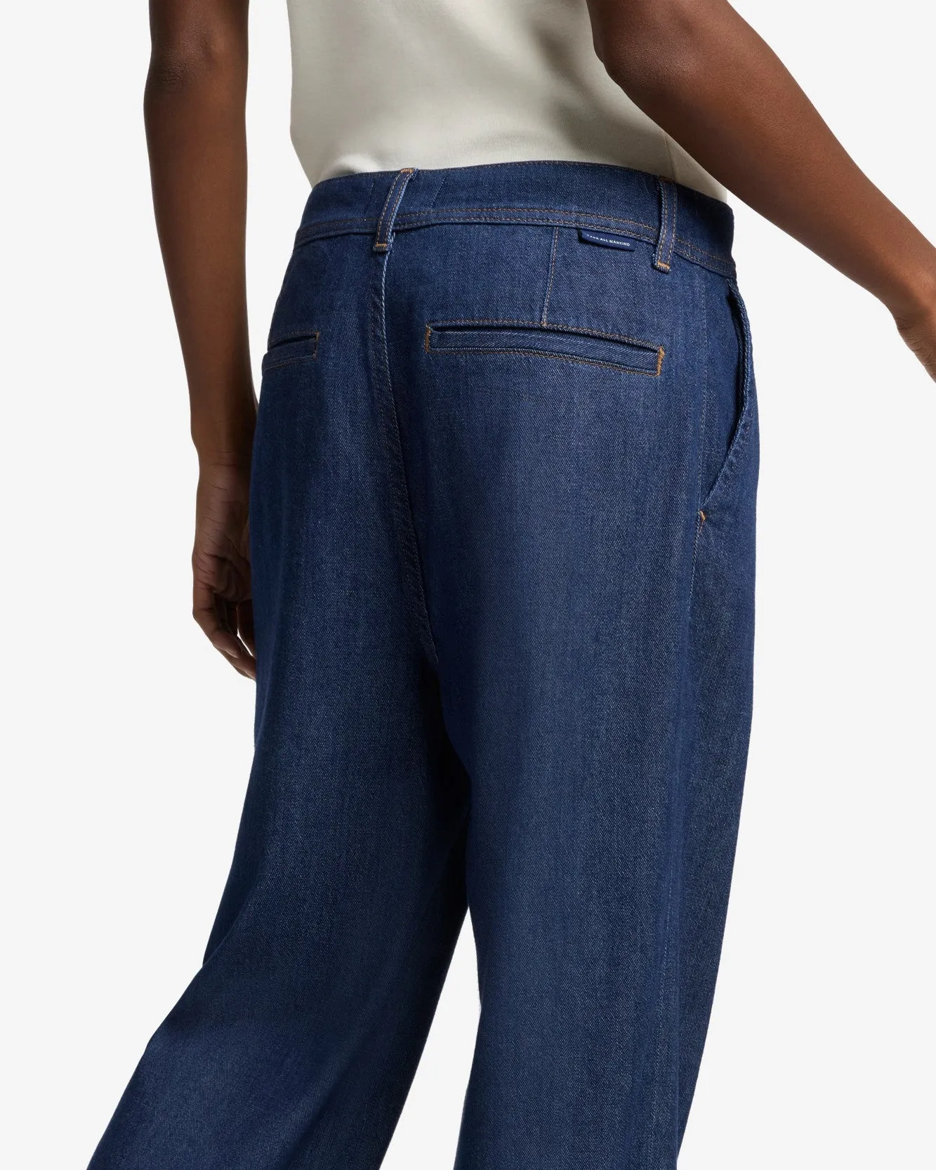 Weightless Pleated Denim Trouser in Halona sold by 7 For All Mankind product image thumbnail 4