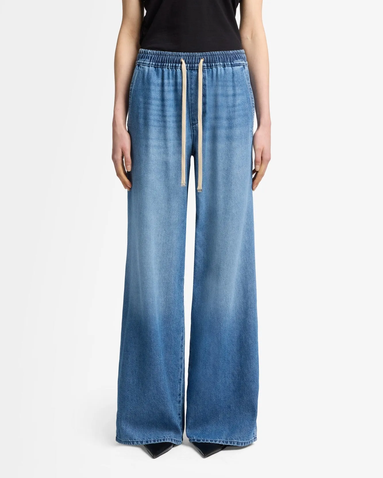 Weightless Wide Leg Denim Pant in Hilo sold by 7 For All Mankind product image thumbnail 3