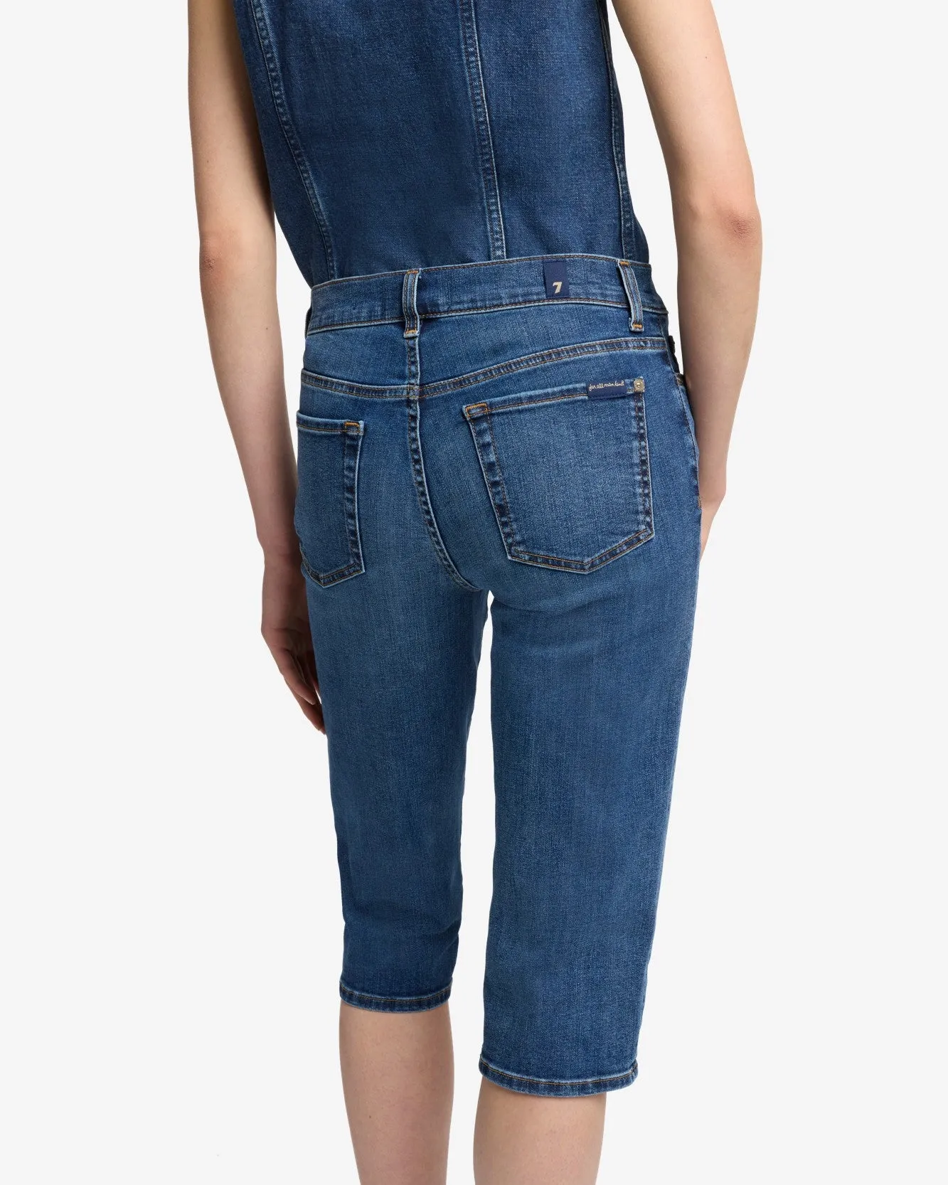 Slim Illusion Capri in Soho Light sold by 7 For All Mankind product image thumbnail 4